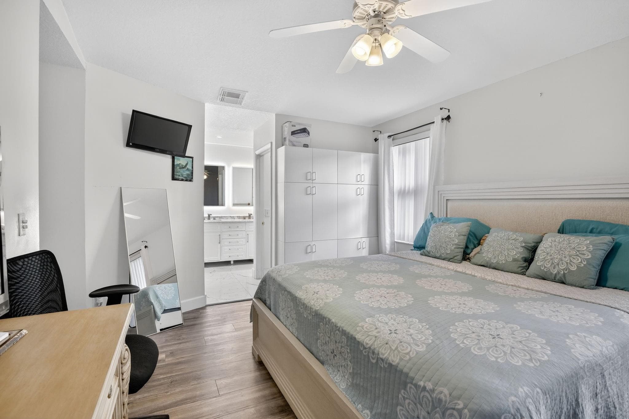 226 NW 75th Way, Plantation, FL 33317 — photo 19 of 43