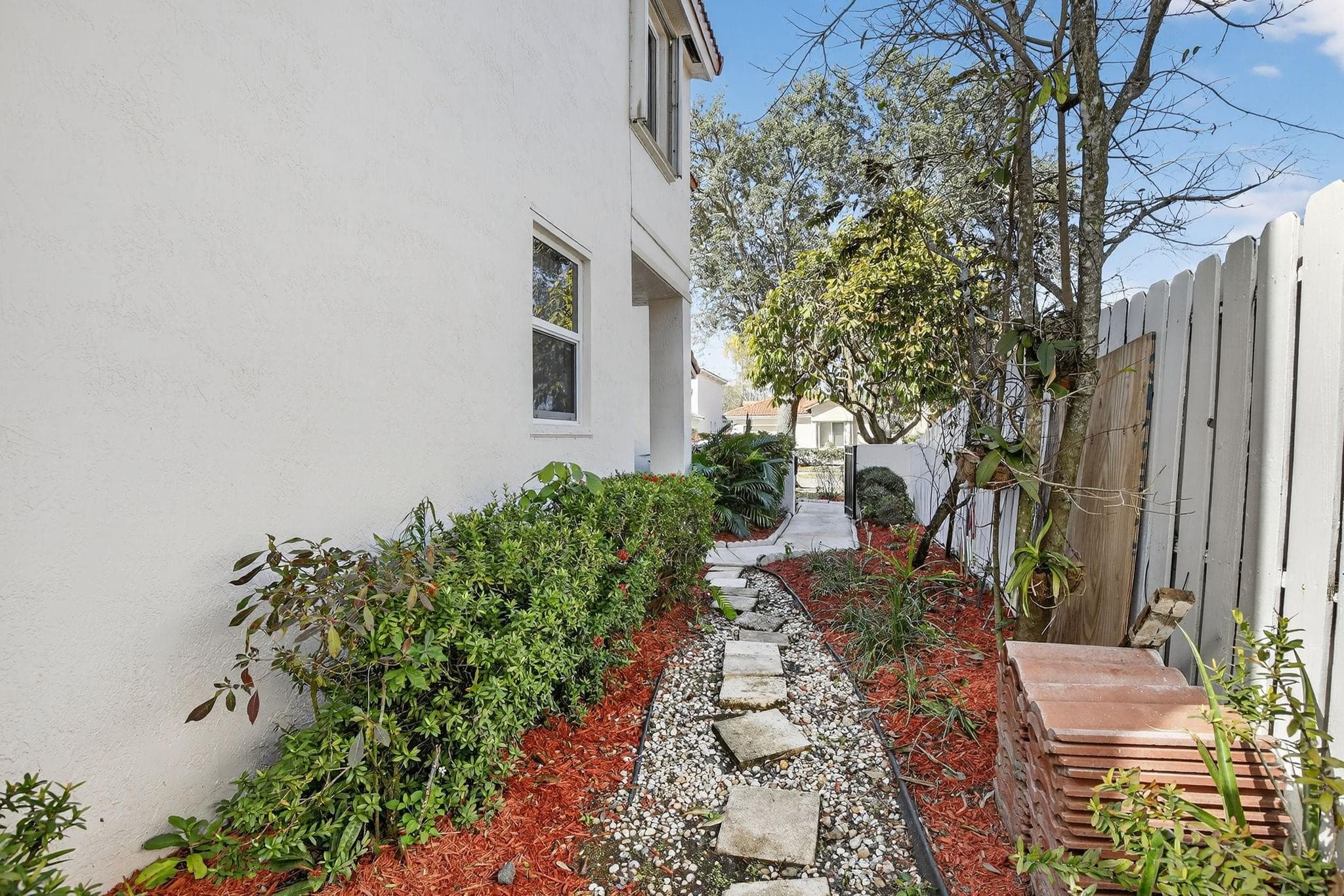 226 NW 75th Way, Plantation, FL 33317 — photo 35 of 43