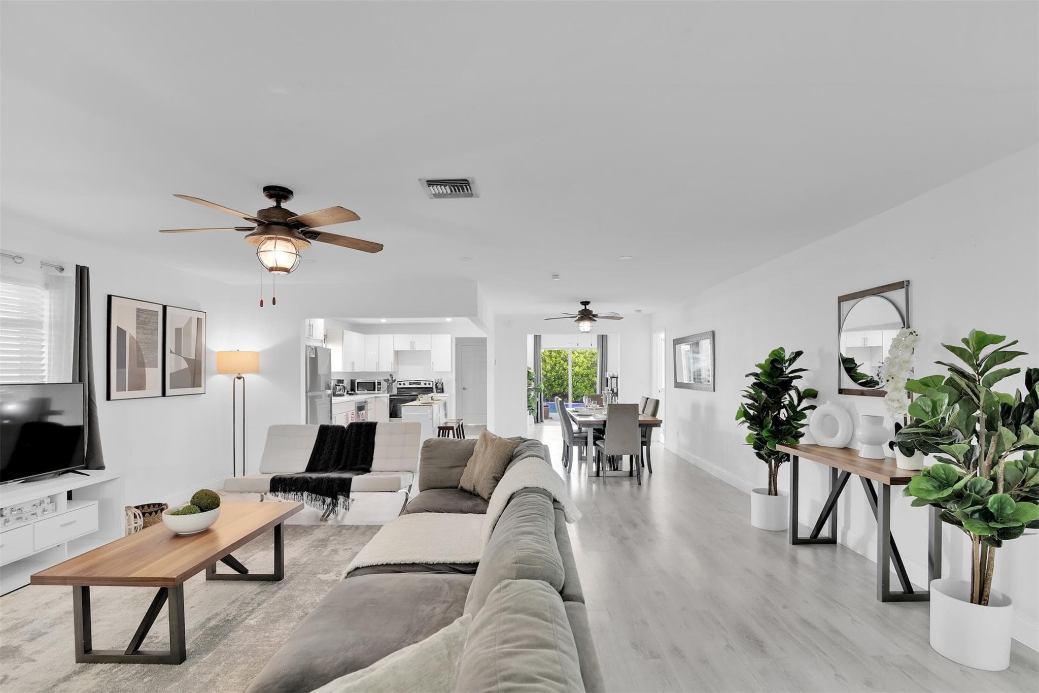 214 SE 6th Street, Dania Beach, FL 33004 — photo 11 of 27