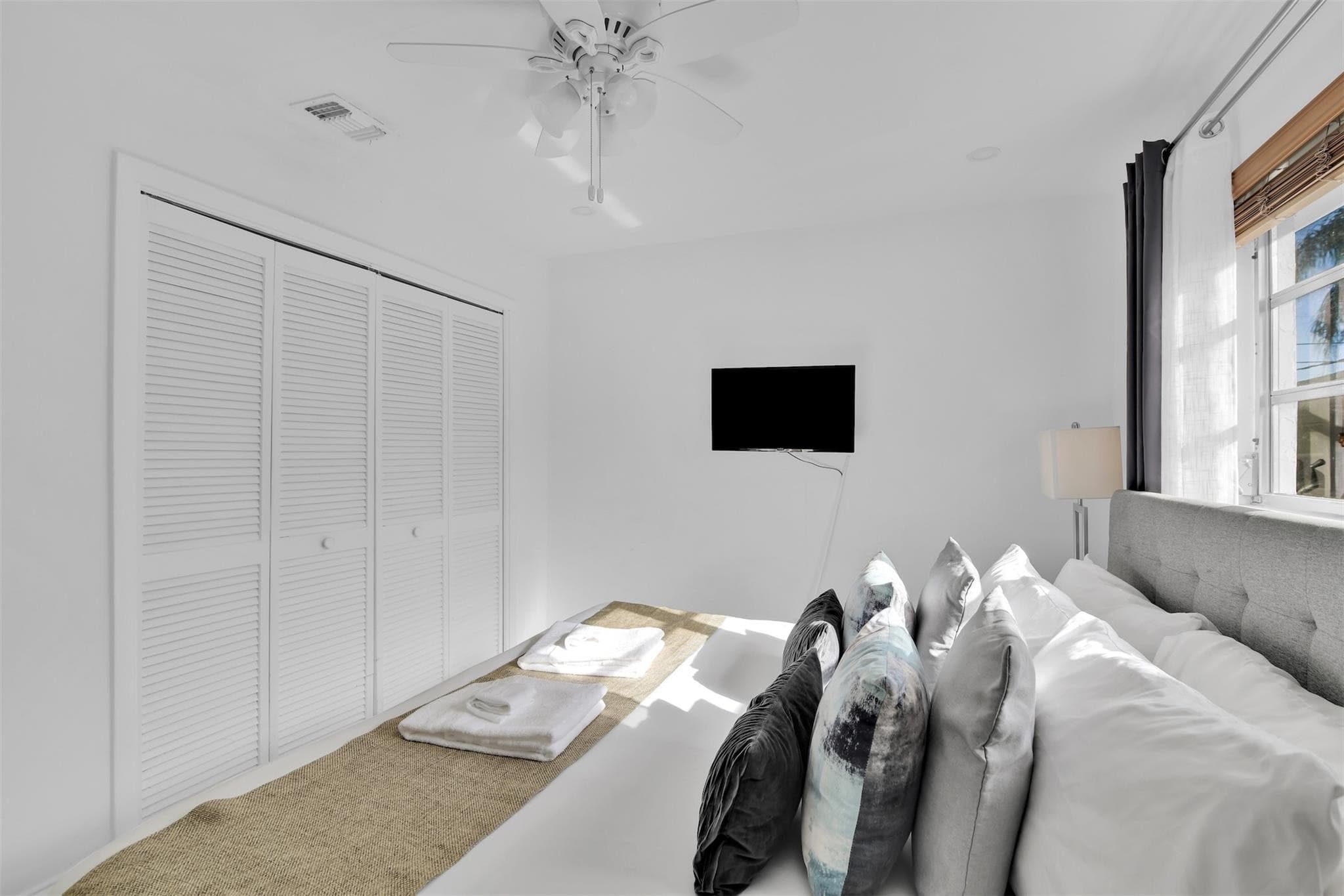 214 SE 6th Street, Dania Beach, FL 33004 — photo 22 of 27