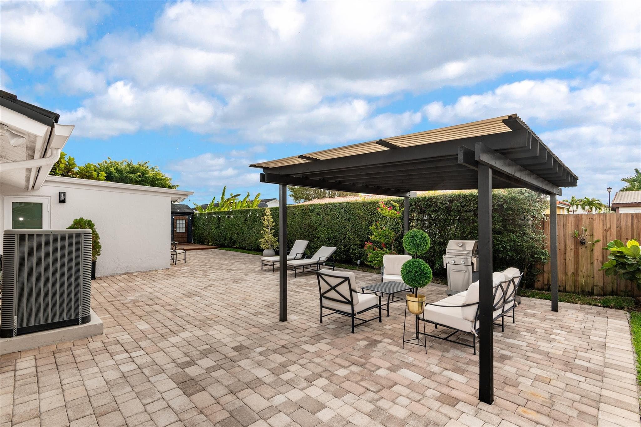 Single Family Residence in Miami — photo 22 of 22