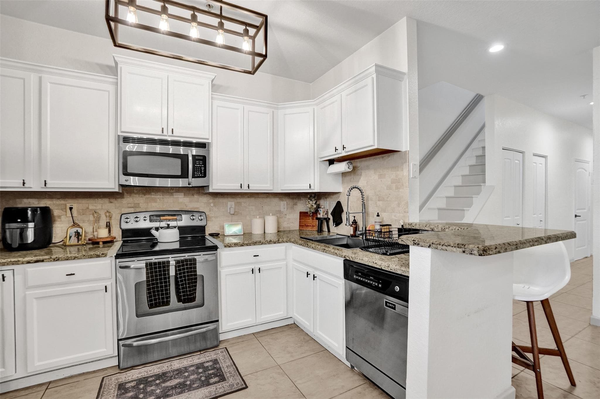 159 SW 7th Court, Pompano Beach, FL 33060 — photo 14 of 58