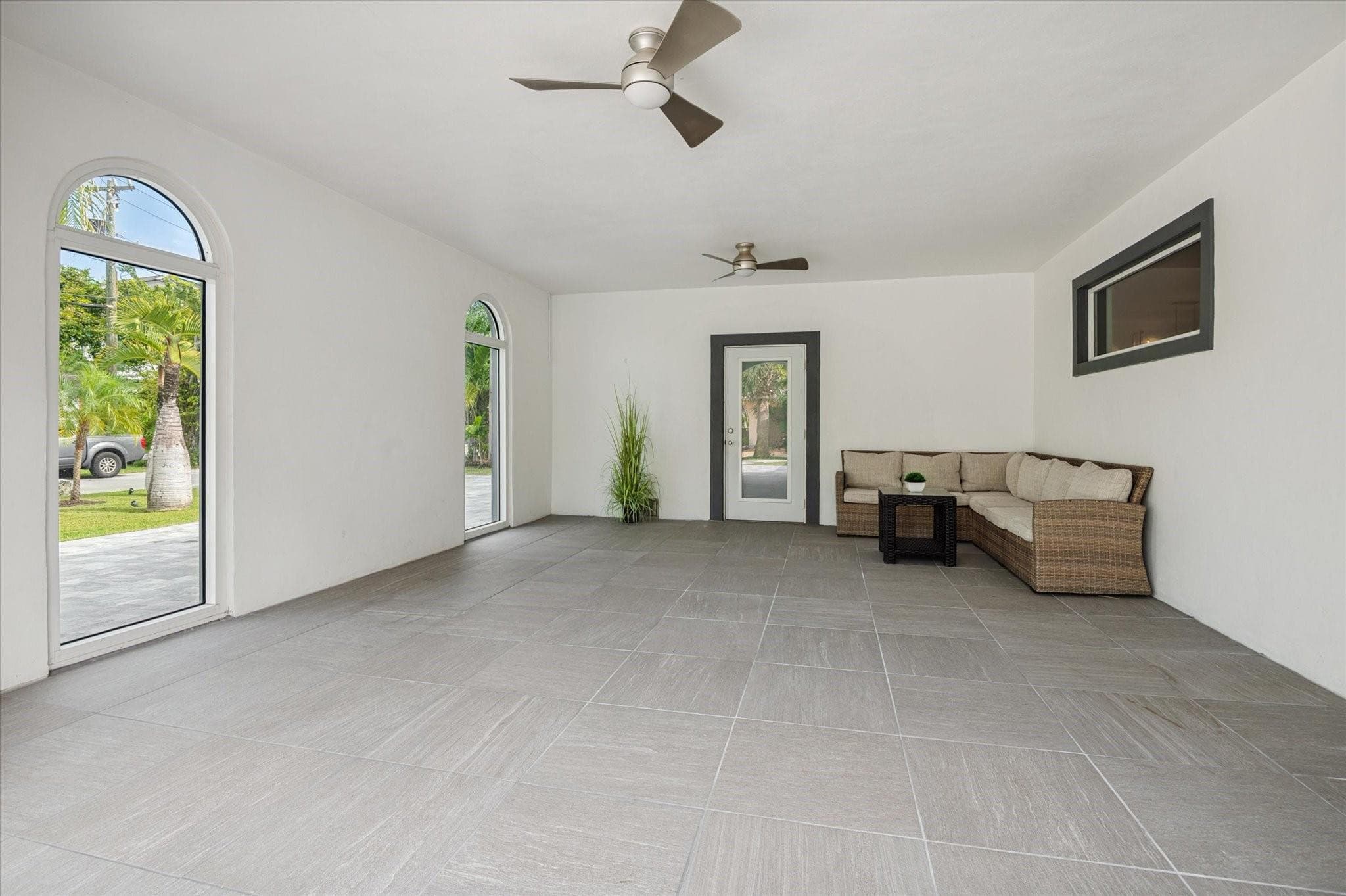 2540 Mercedes Drive, Fort Lauderdale, FL 33316 — photo 33 of 57