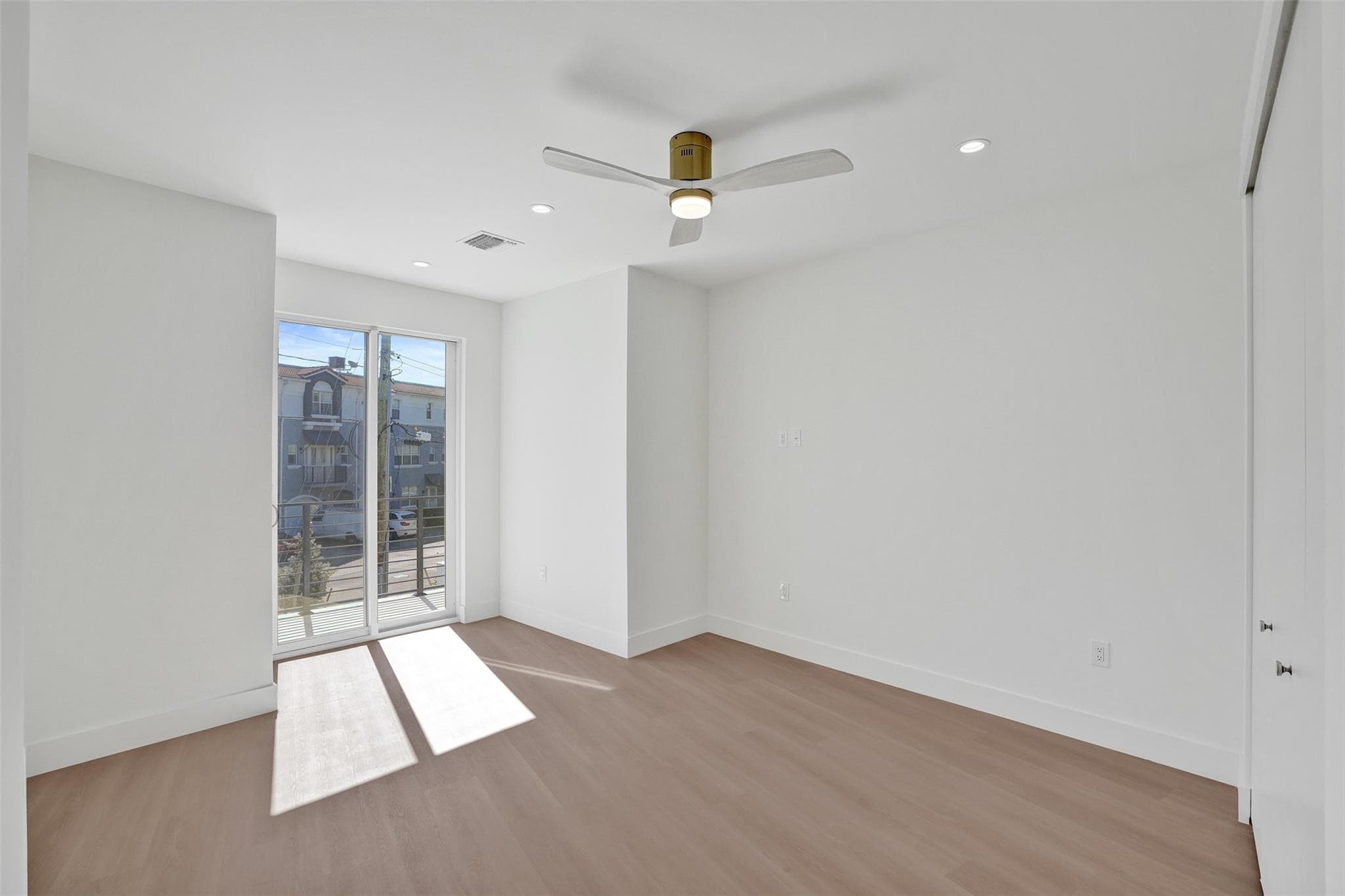 1133 NE 18th Court, Fort Lauderdale, FL 33305 — photo 15 of 36