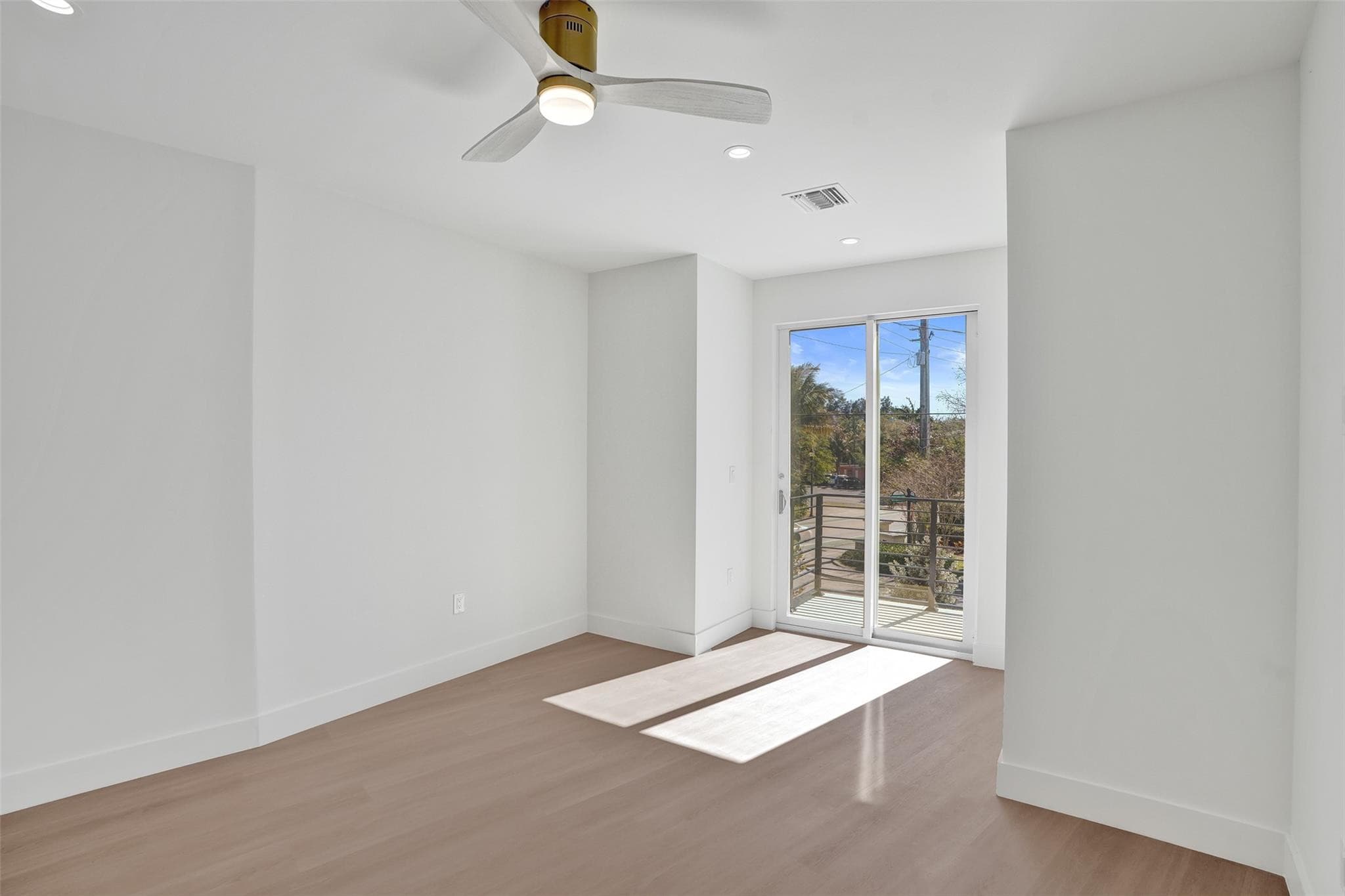 1133 NE 18th Court, Fort Lauderdale, FL 33305 — photo 16 of 36