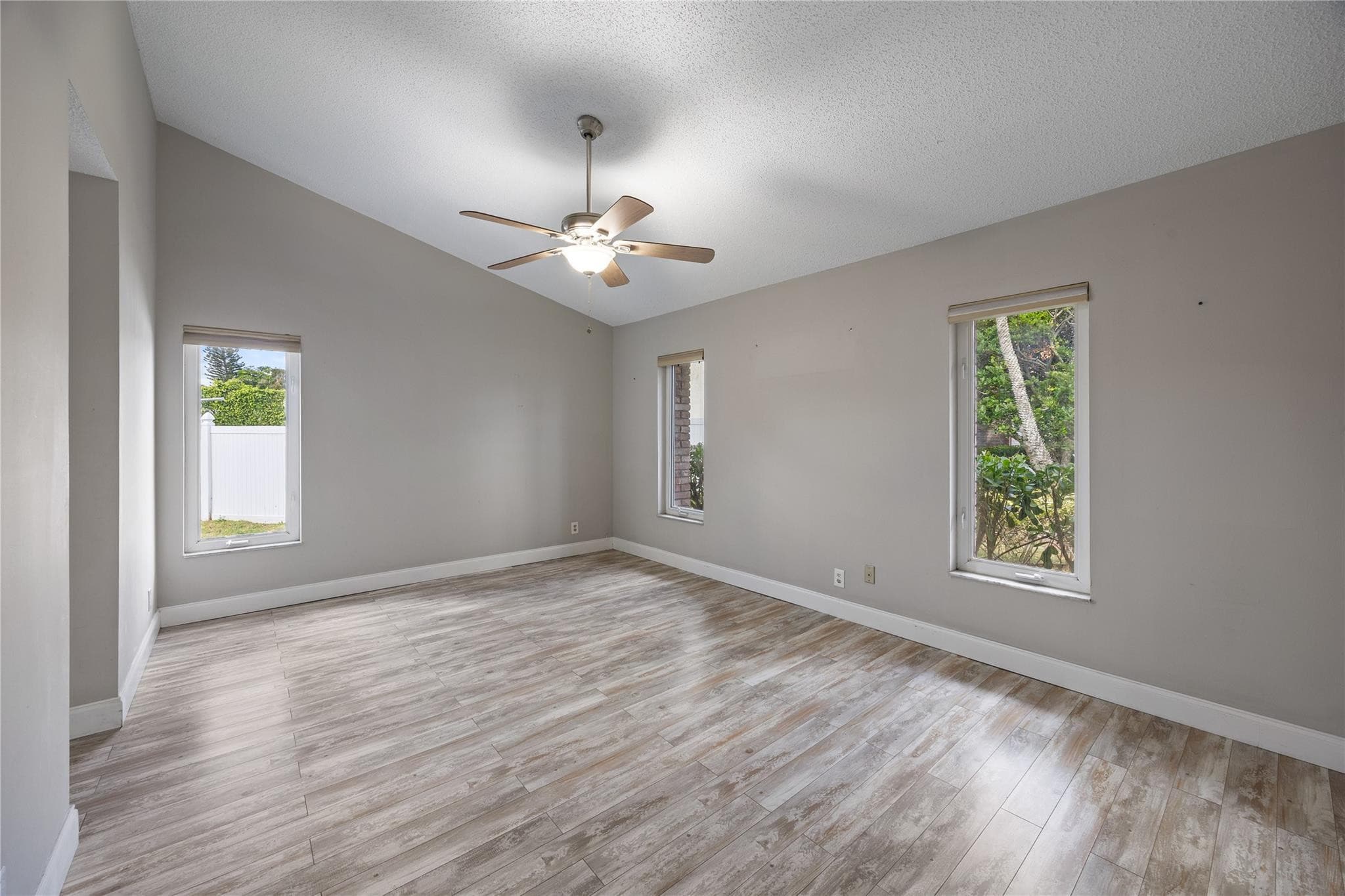 5302 NW 64th Way, Coral Springs, FL 33067 — photo 15 of 48