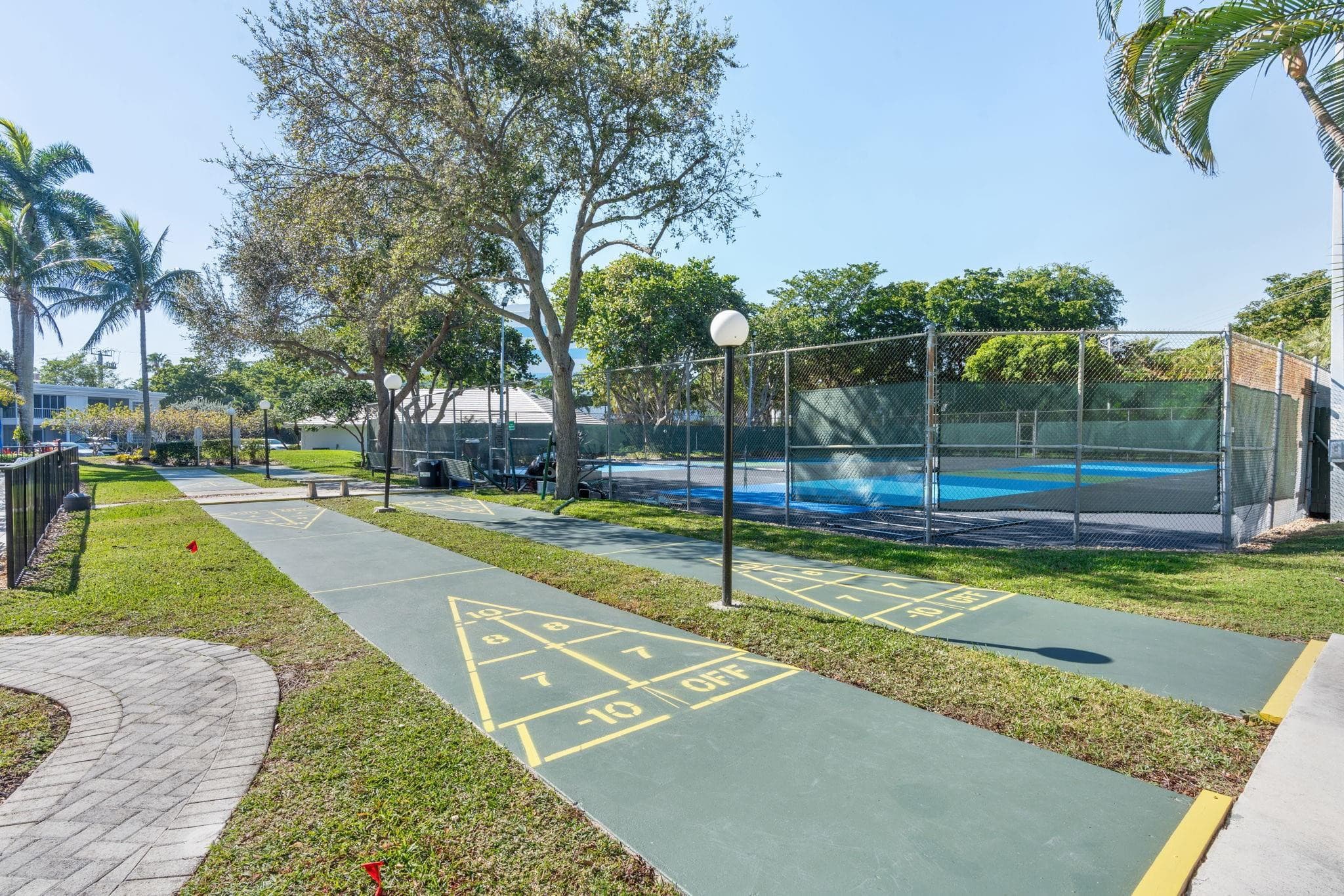 6395 Bay Club Drive 2, Fort Lauderdale, FL 33308 — photo 36 of 41