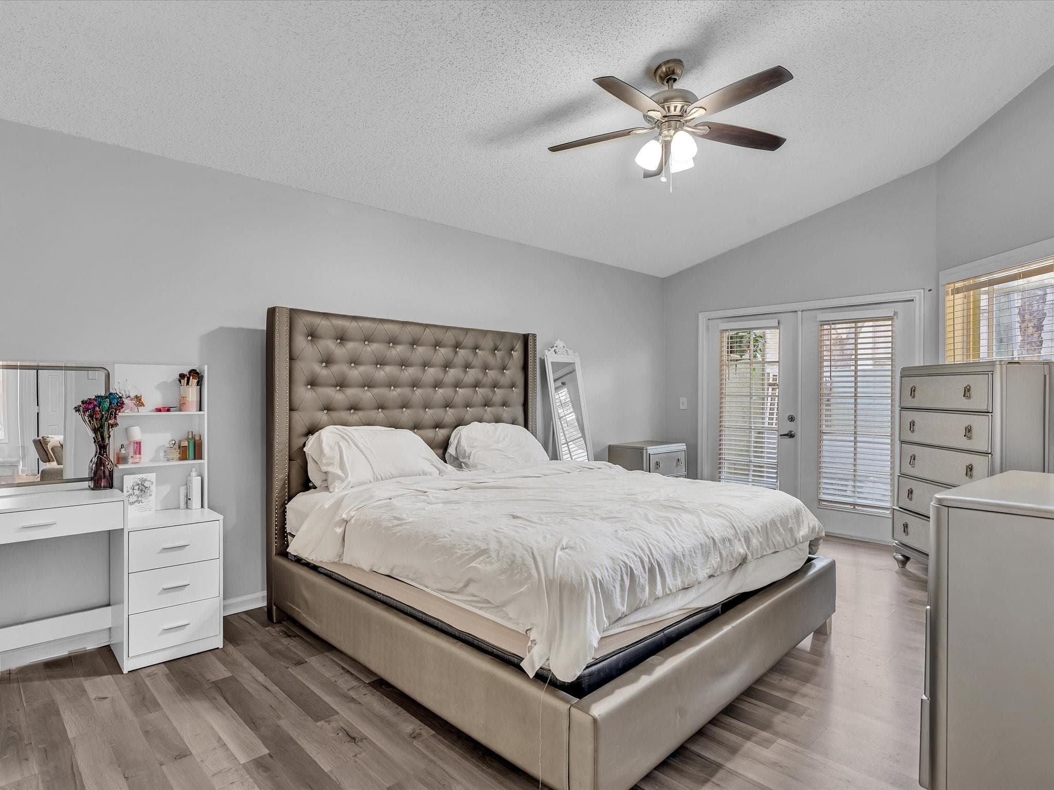 4379 Leicester Court, West Palm Beach, FL 33409 — photo 13 of 35