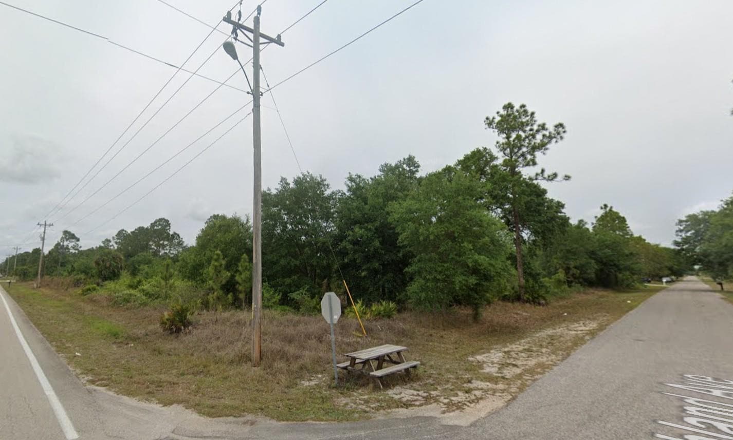 1007 E 10th Street, Lehigh Acres, FL 33972 — photo 6 of 8