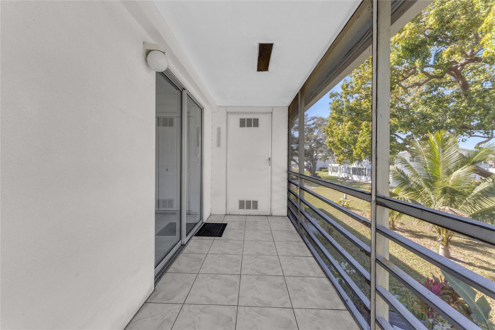 176 Westbury J 176, Deerfield Beach, FL 33442 — photo 30 of 31