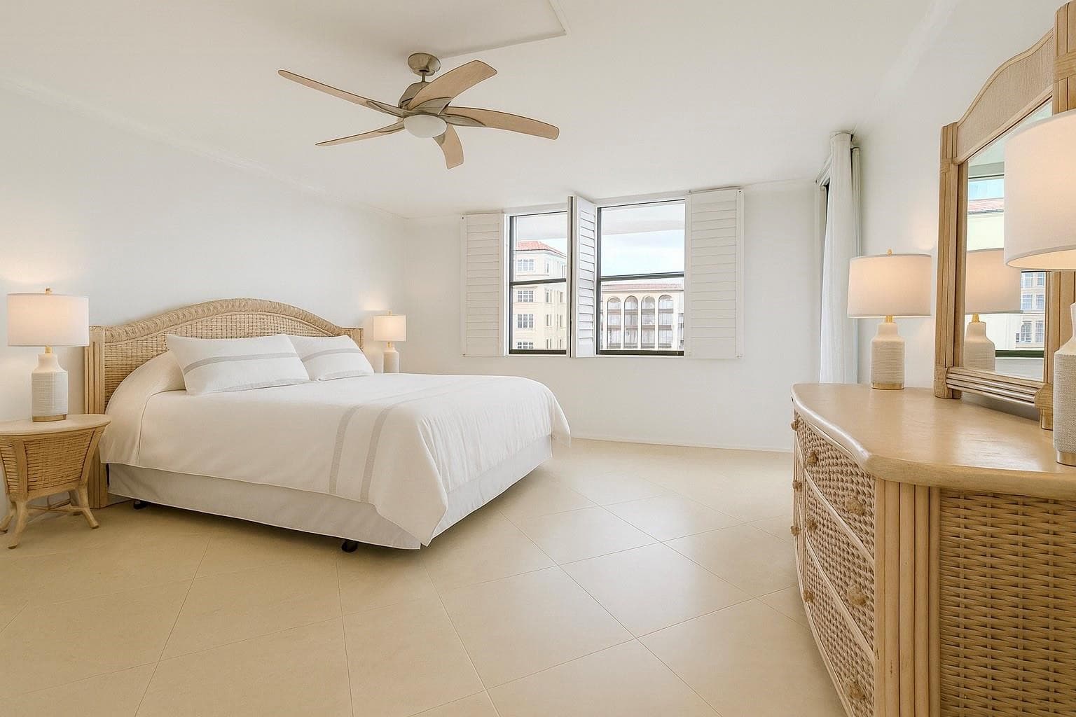 3460 S Ocean Boulevard 608, Palm Beach, FL 33480 — photo 12 of 37