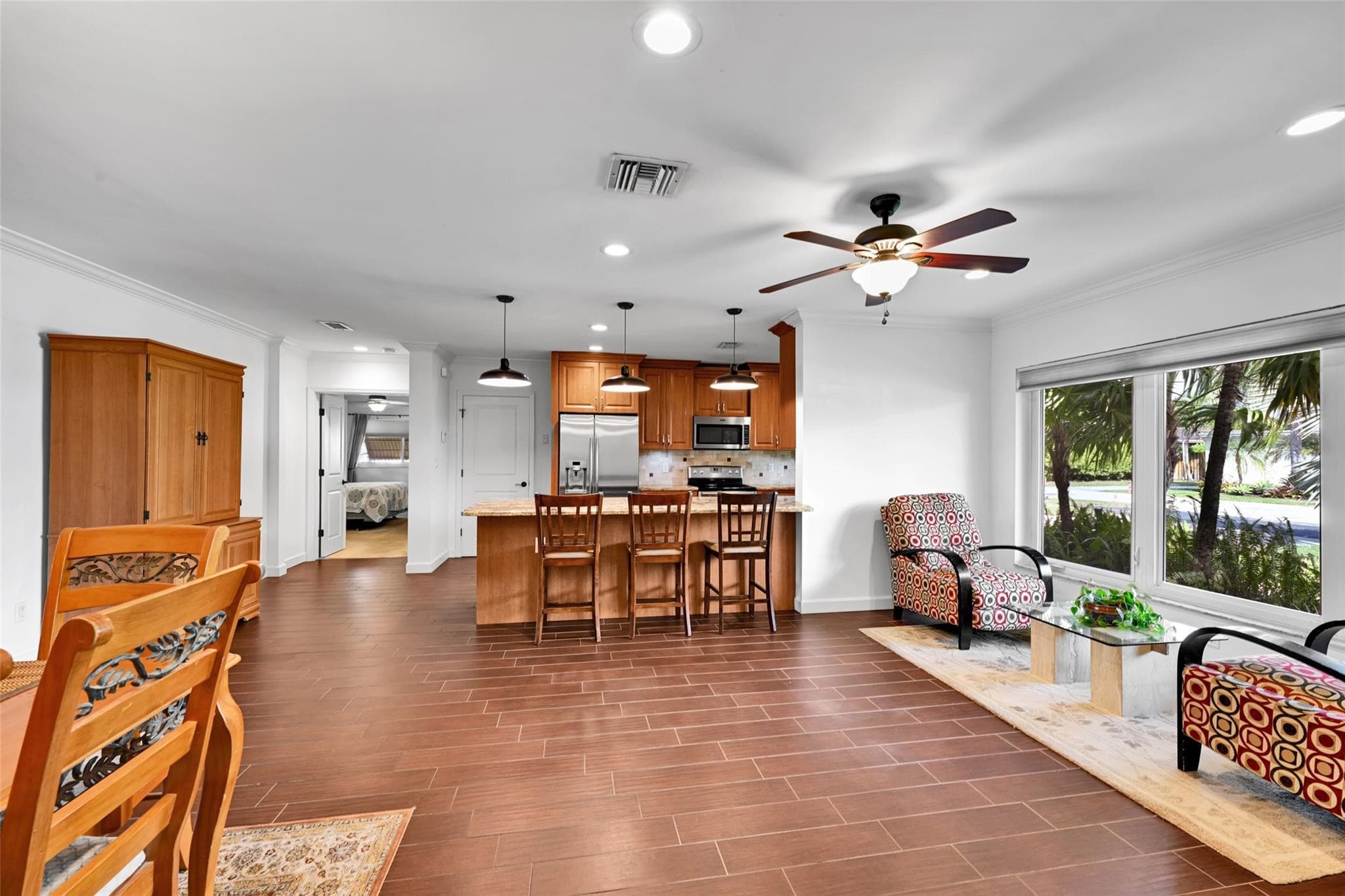 4401 NE 18th Avenue, Oakland Park, FL 33334 — photo 11 of 47