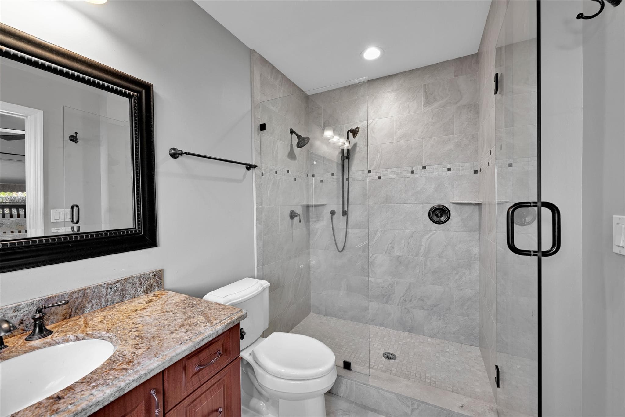 4401 NE 18th Avenue, Oakland Park, FL 33334 — photo 28 of 47