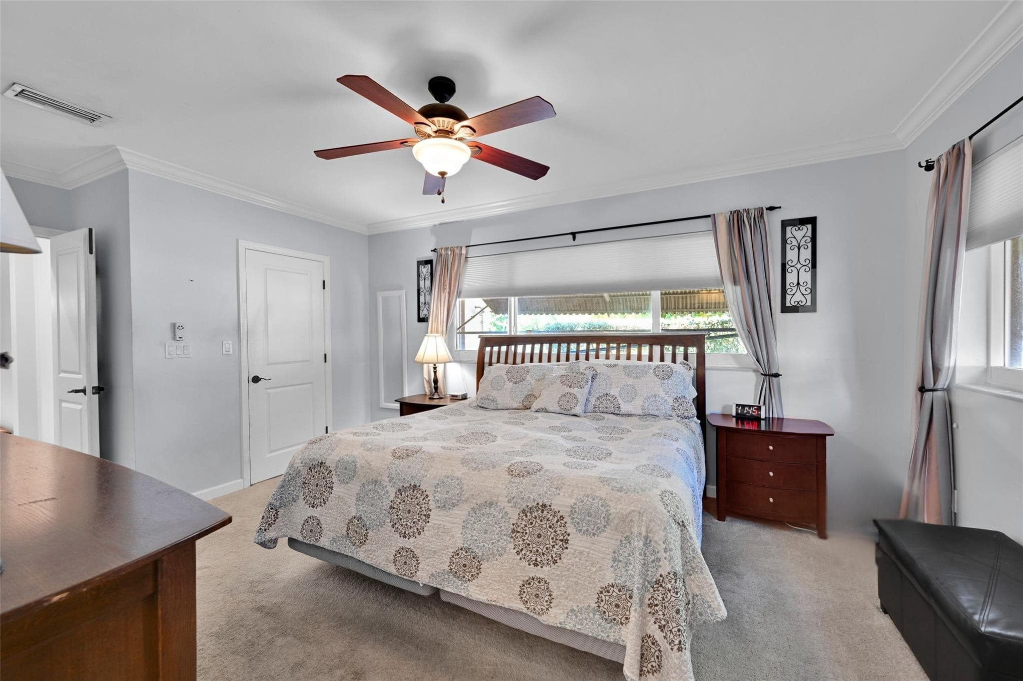 4401 NE 18th Avenue, Oakland Park, FL 33334 — photo 29 of 47