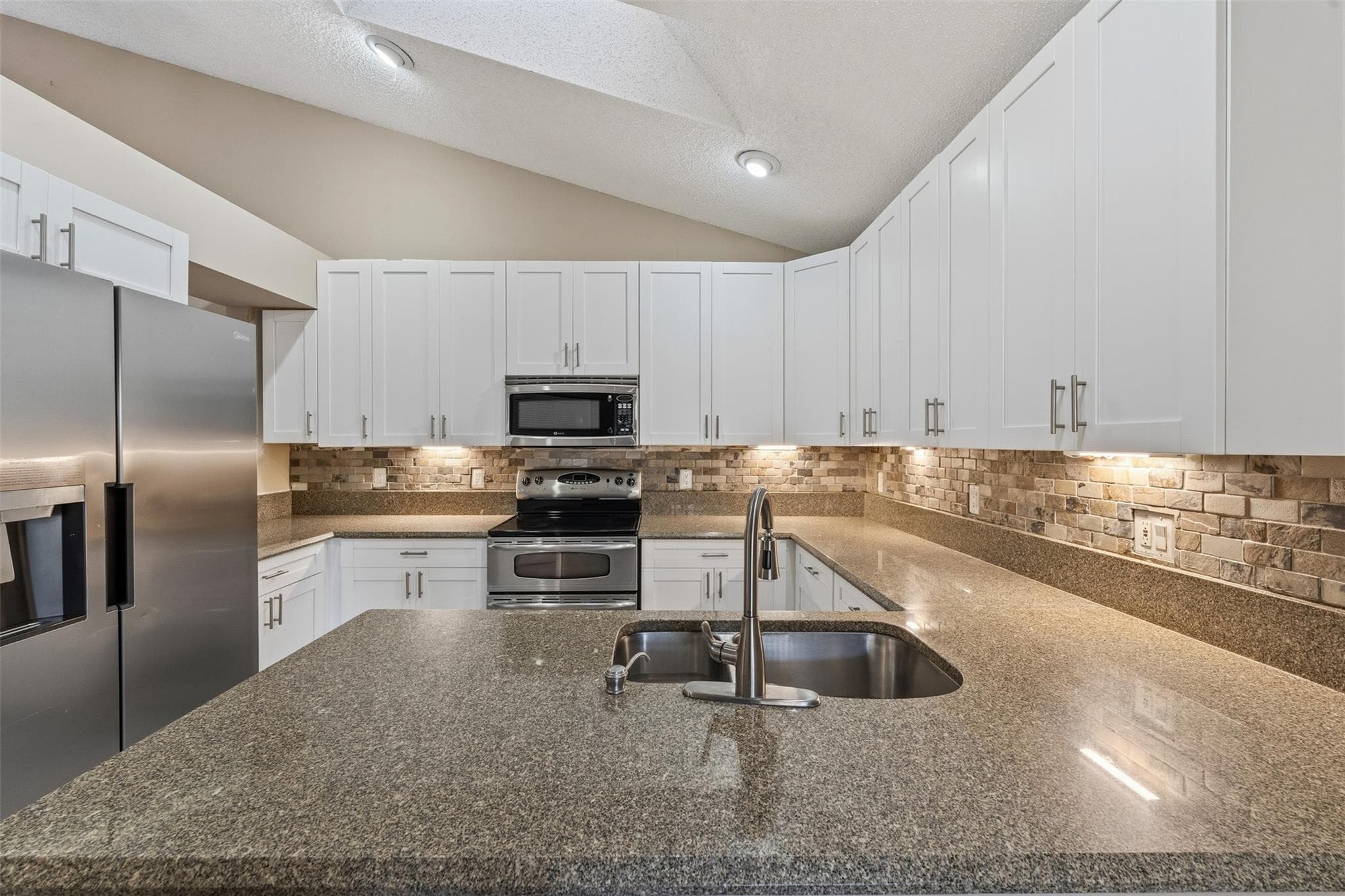 9181 Heathridge Drive, West Palm Beach, FL 33411 — photo 11 of 29