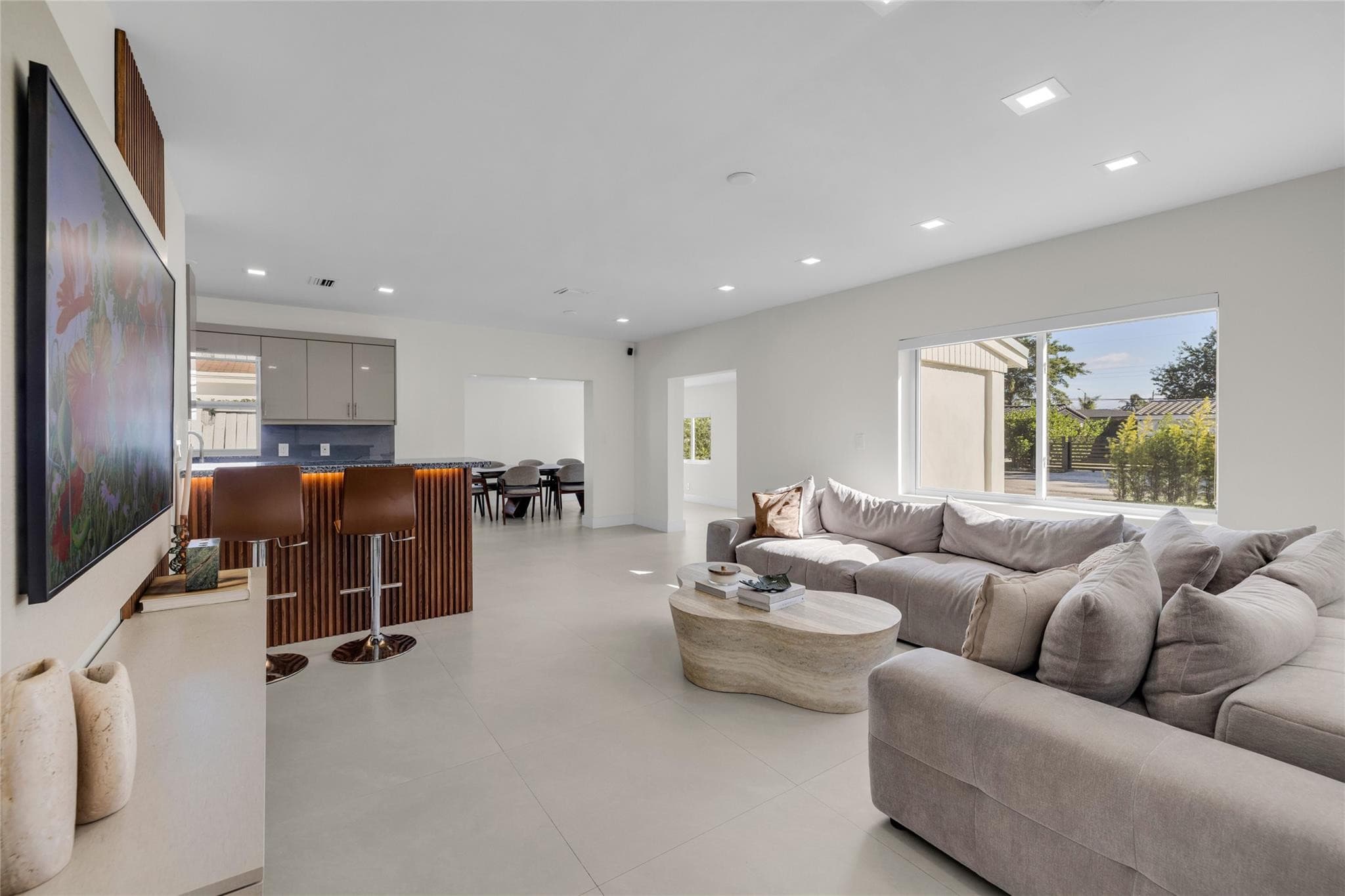 18340 NE 20th Court, North Miami Beach, FL 33179 — photo 9 of 34