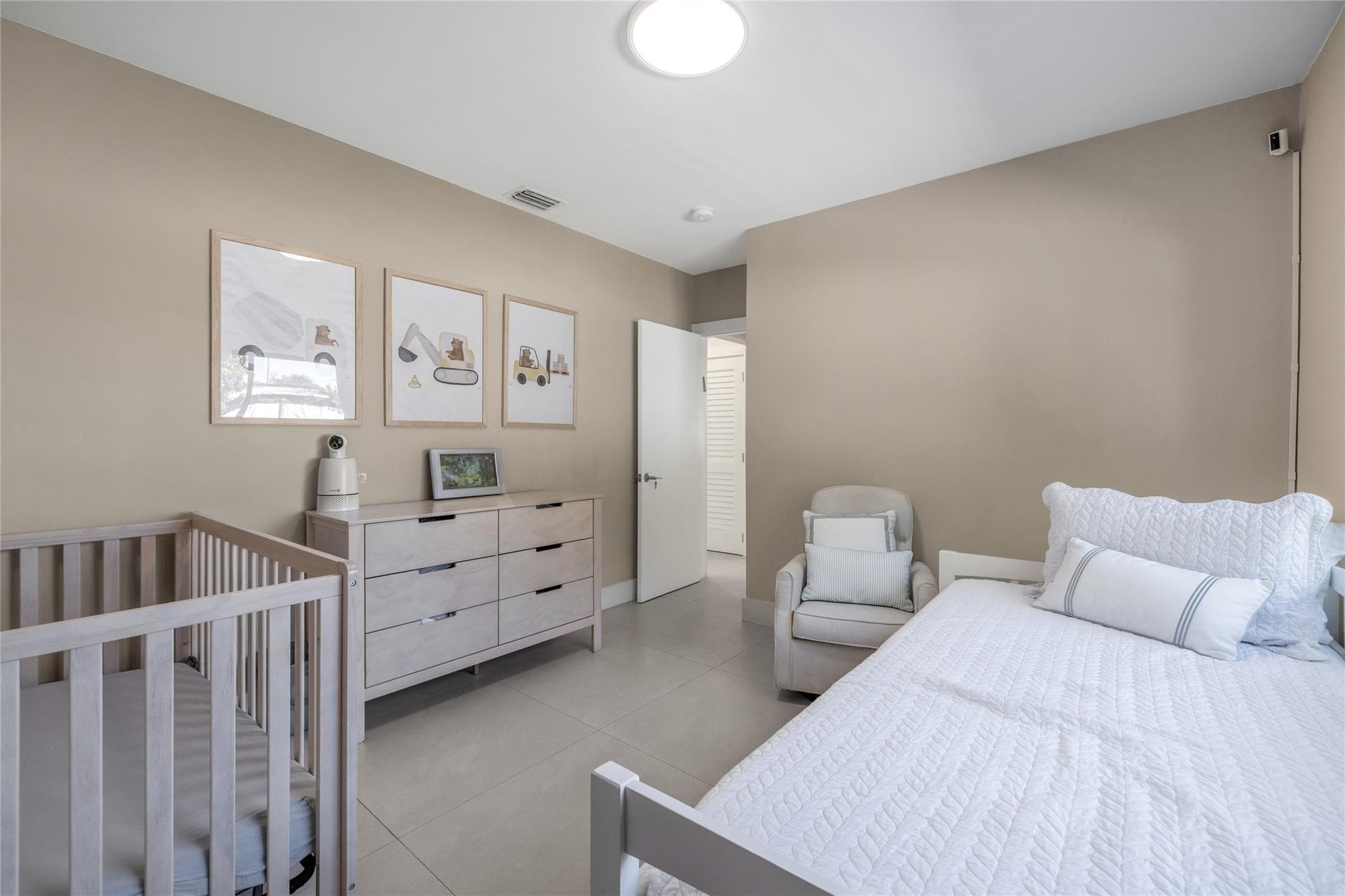 18340 NE 20th Court, North Miami Beach, FL 33179 — photo 26 of 34