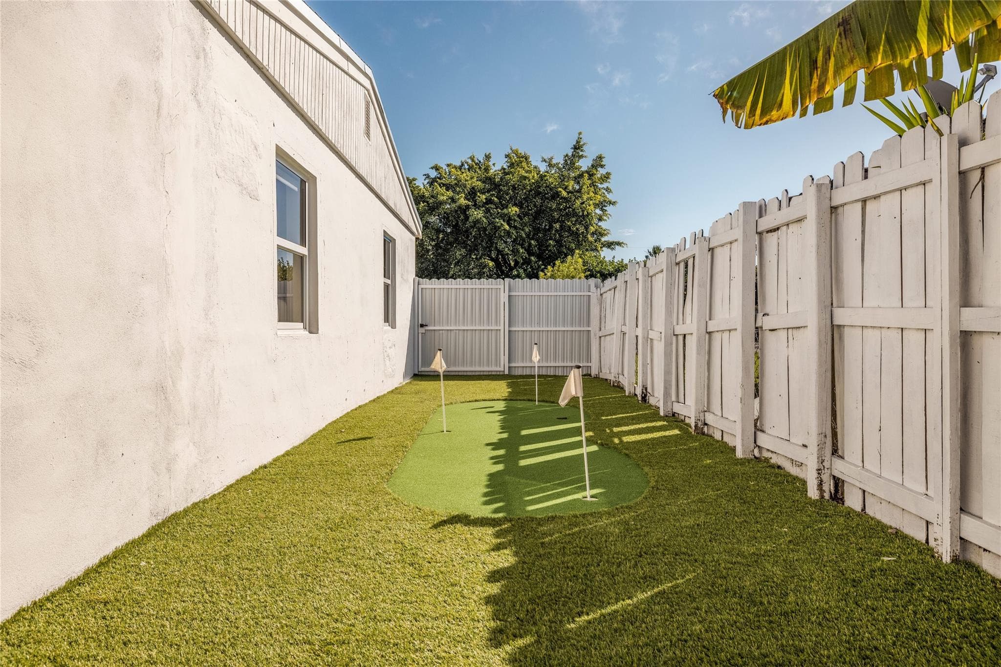 18340 NE 20th Court, North Miami Beach, FL 33179 — photo 33 of 34