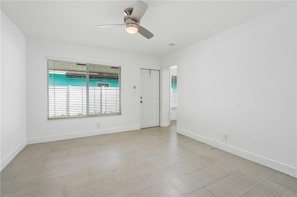 883 NE 33rd Street, Oakland Park, FL 33334 — photo 12 of 28