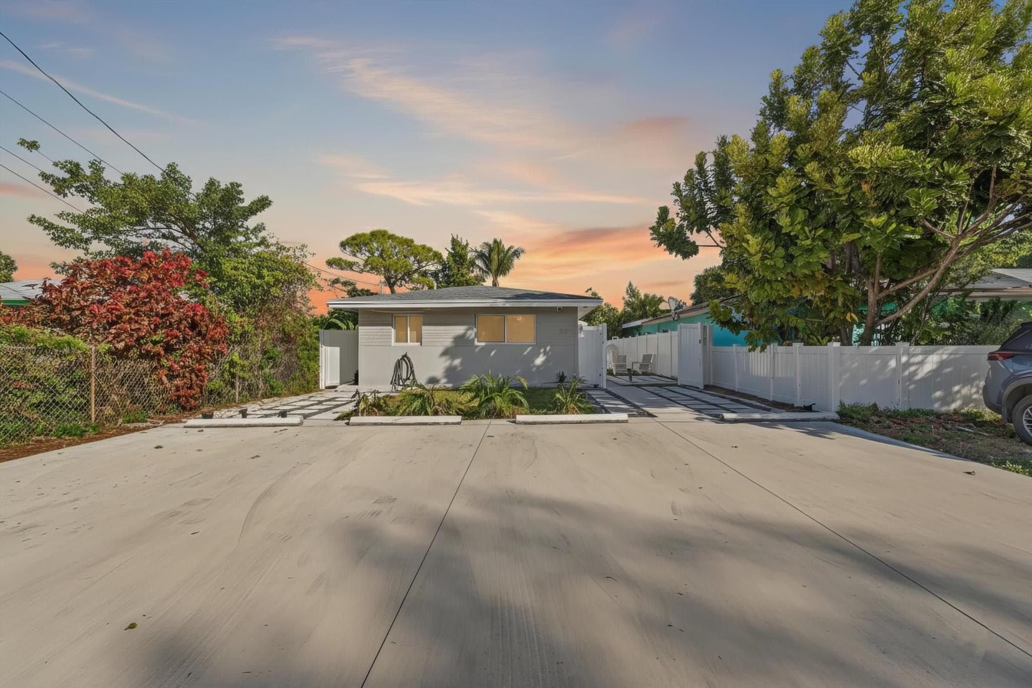 883 NE 33rd Street, Oakland Park, FL 33334 — photo 20 of 28