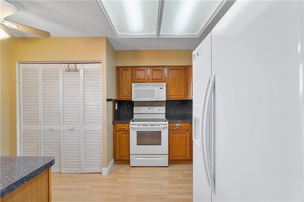 7210 Lake Circle Drive 306, Margate, FL 33063 — photo 10 of 19