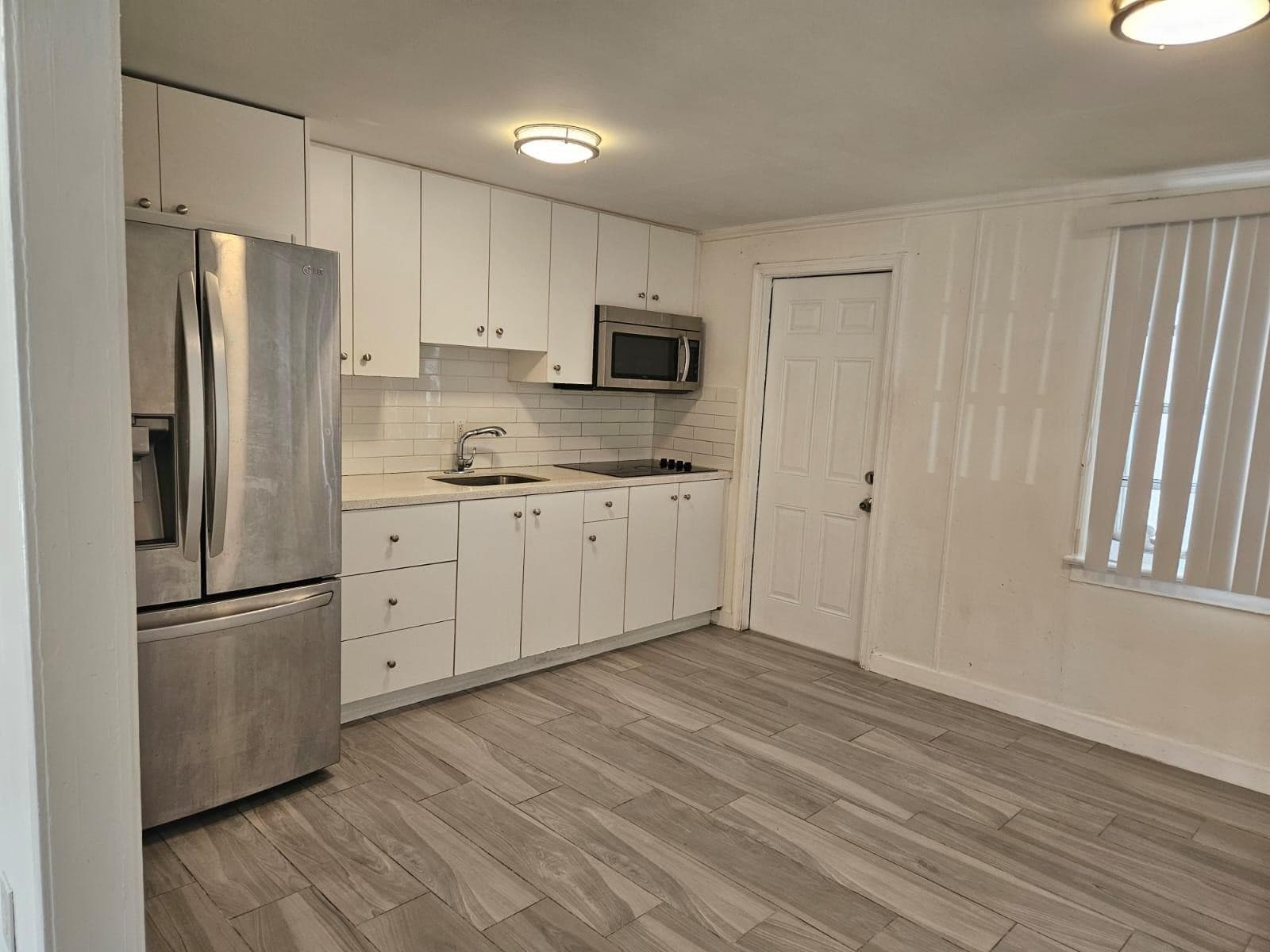 3500 NW 12th Street, Miami, FL 33125 — photo 4 of 37