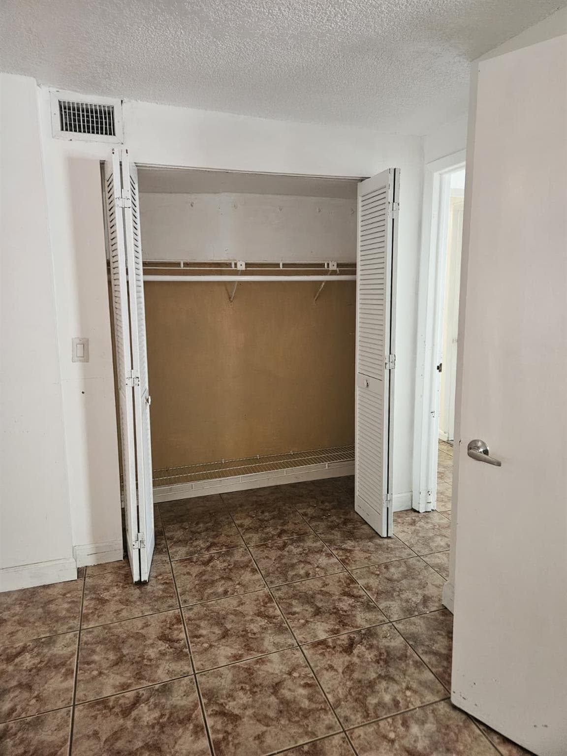 3500 NW 12th Street, Miami, FL 33125 — photo 13 of 37