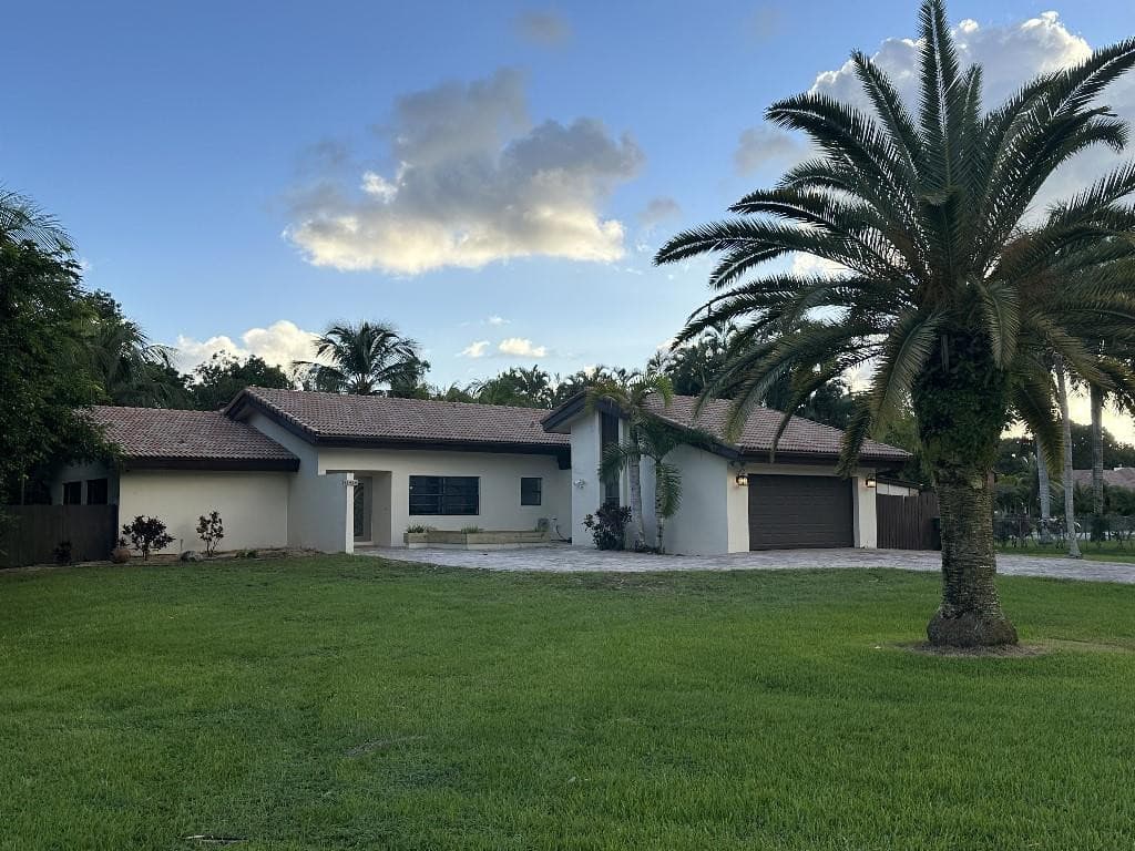 11460 SW 1st Court, Plantation, FL 33325 — photo 1 of 15