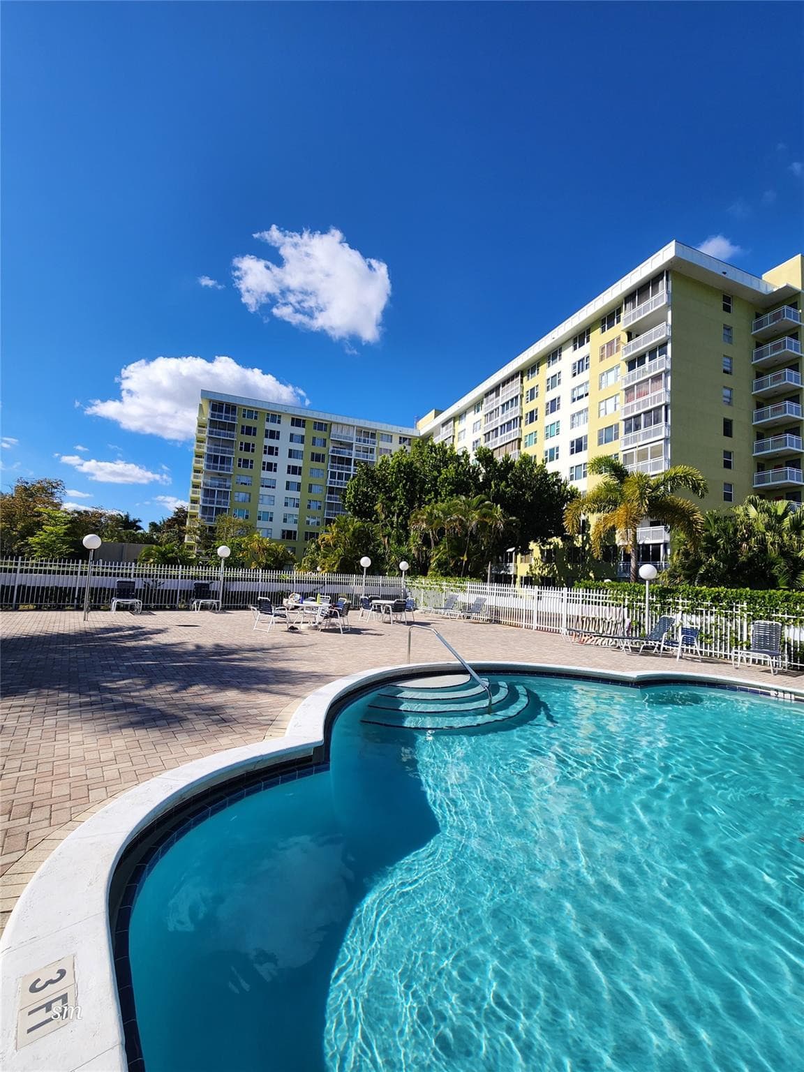4400 Hillcrest Drive 404, Hollywood, FL 33021 — photo 1 of 47