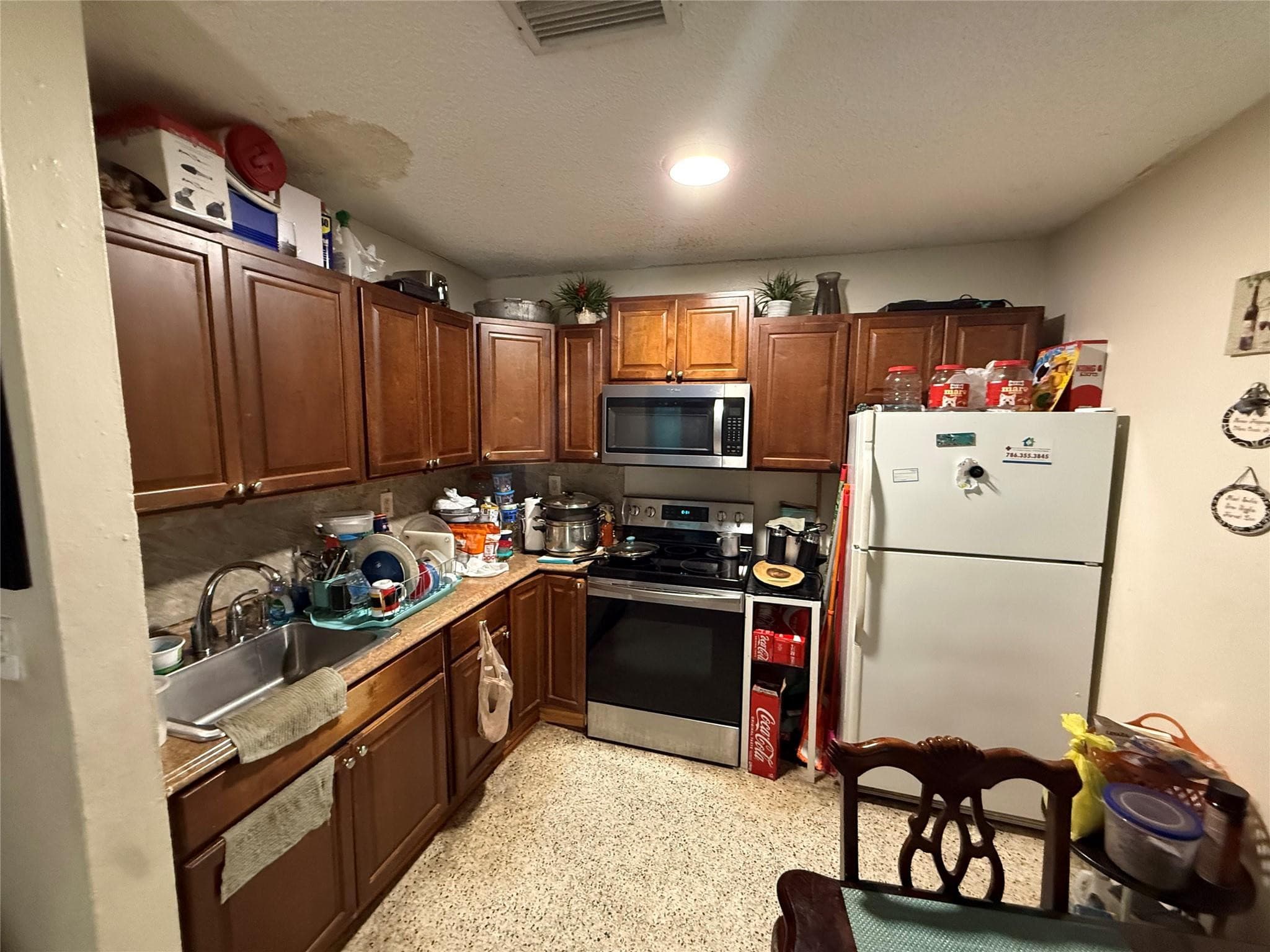 1028 NW 24th Street, Miami, FL 33127 — photo 3 of 24