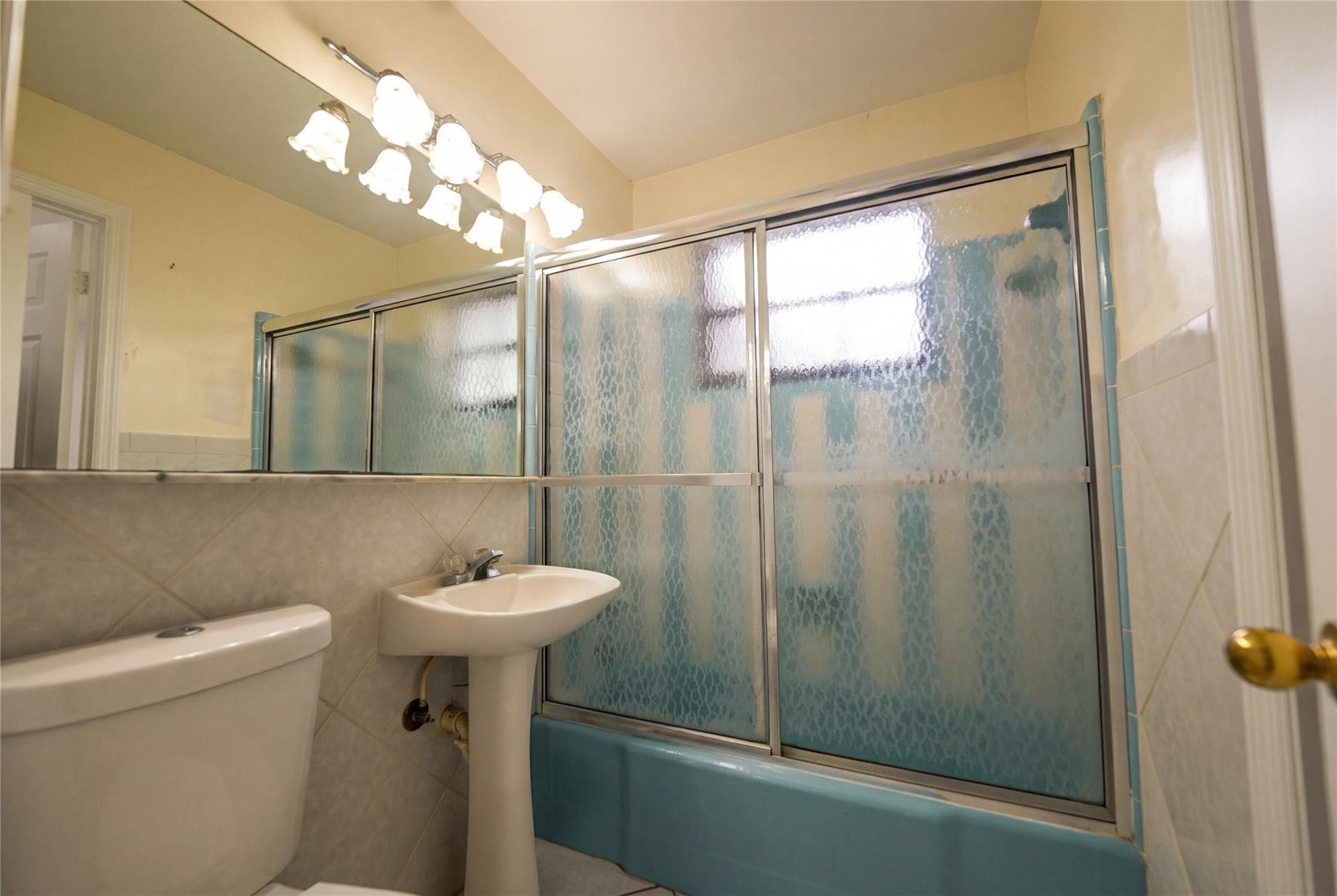 2064 E Carol Circle, West Palm Beach, FL 33415 — photo 12 of 18