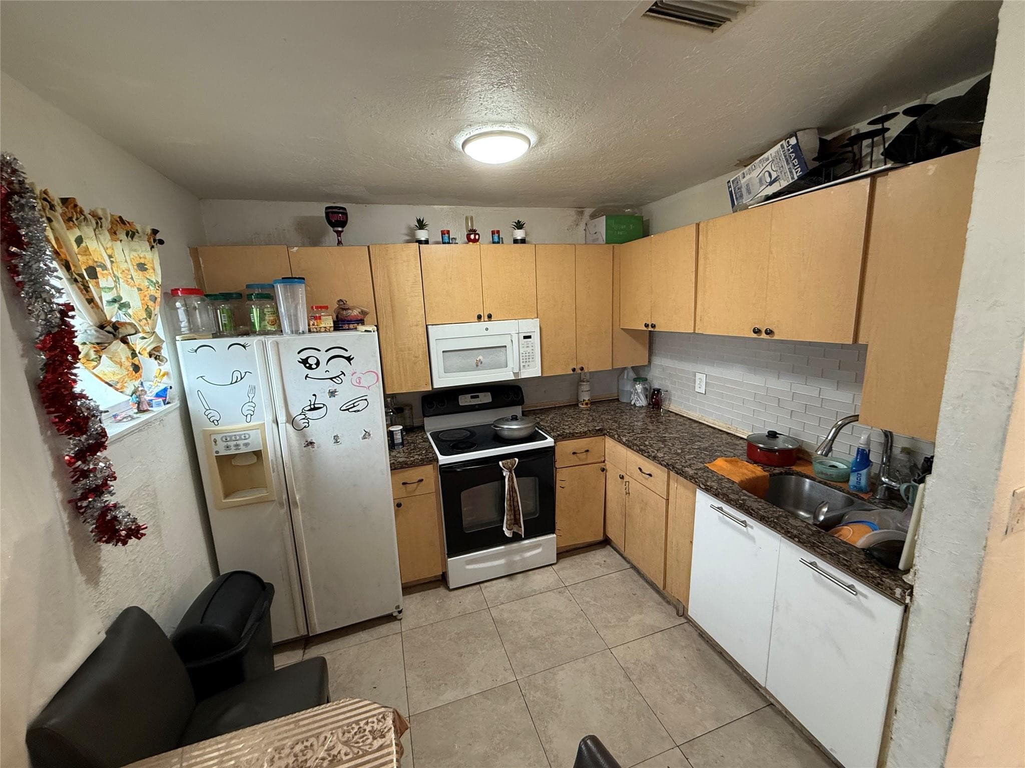 1028 NW 24th Street, Miami, FL 33127 — photo 14 of 24