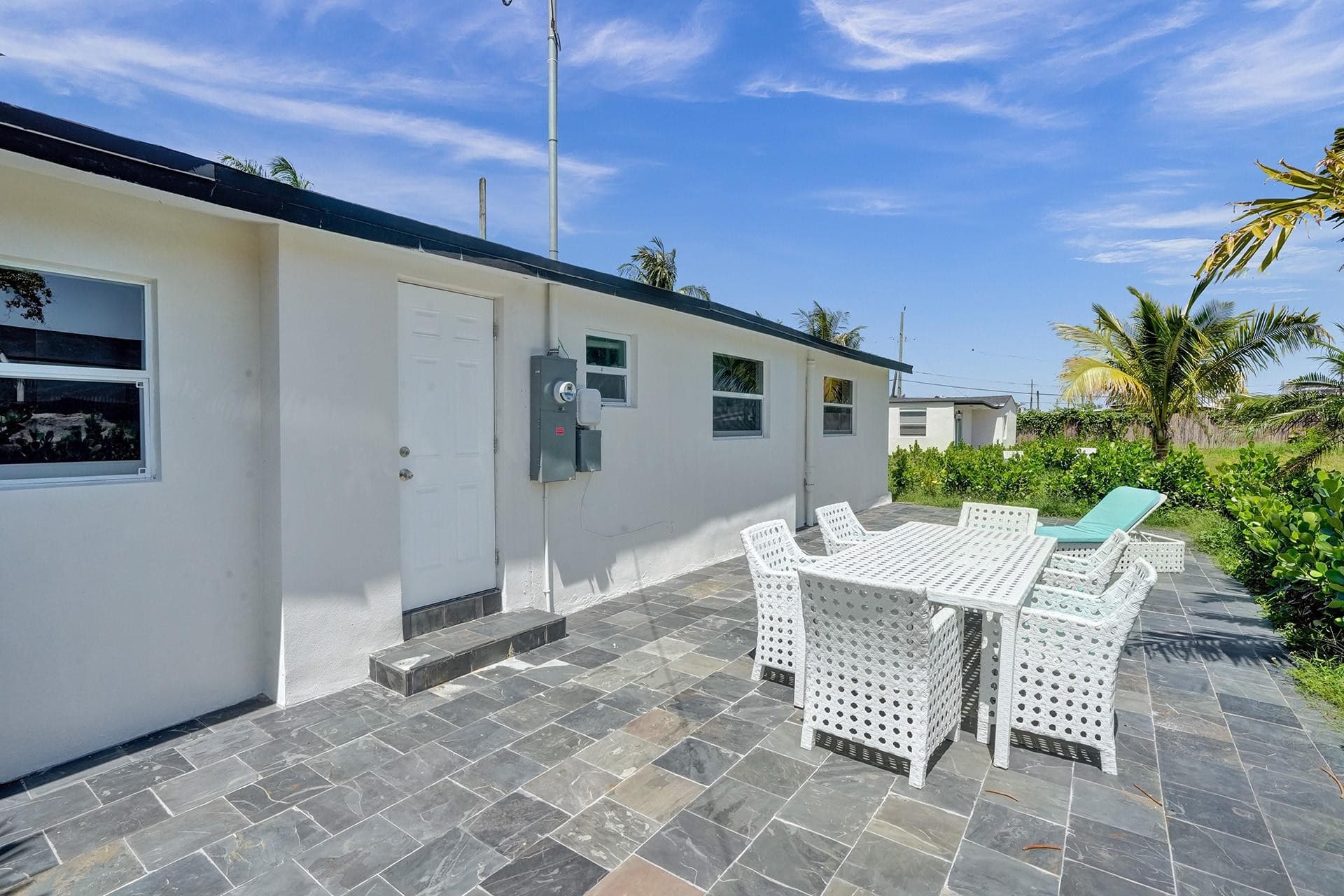 8021 NW 1st Place 1, Miami, FL 33150 — photo 2 of 31