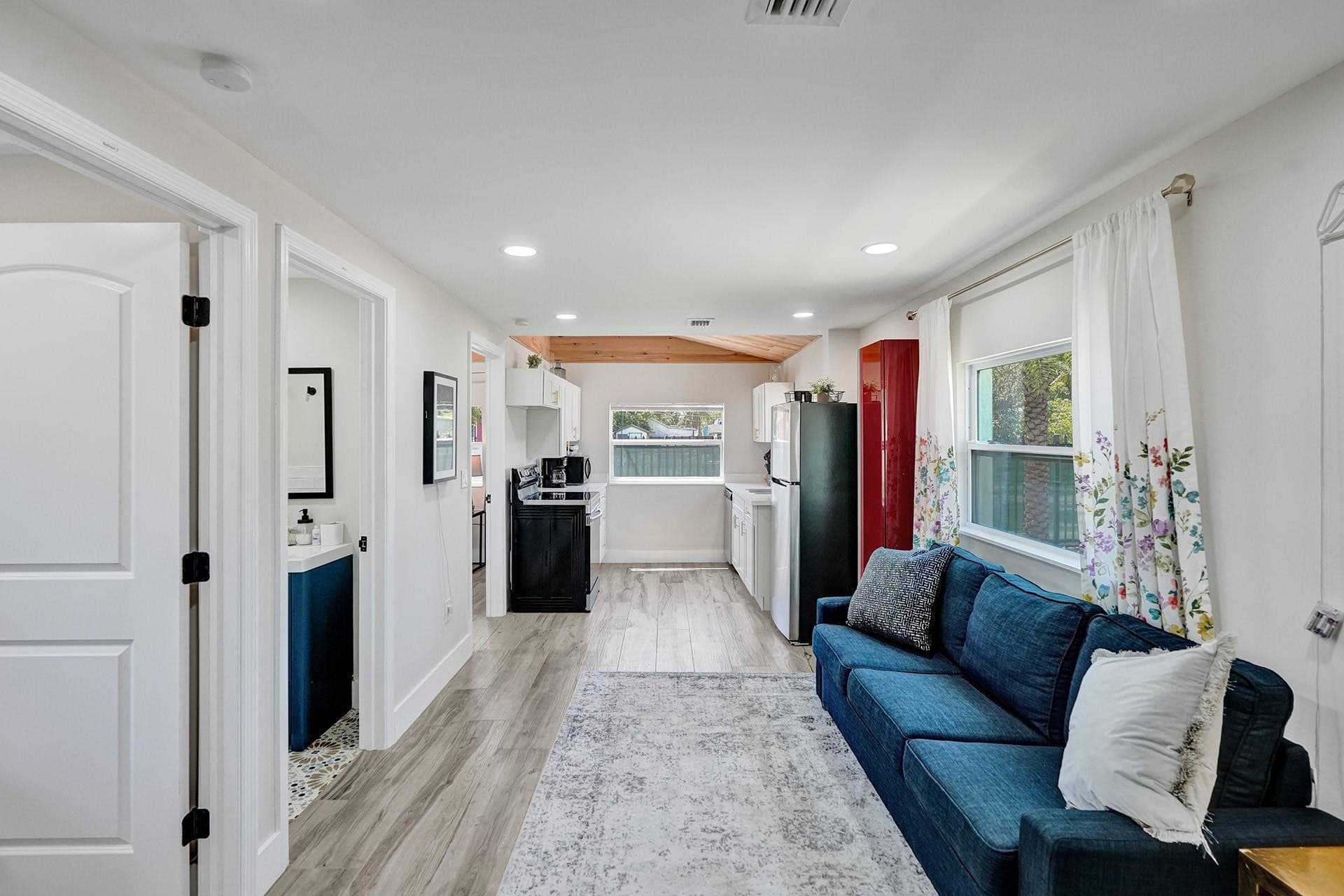 8021 NW 1st Place 1, Miami, FL 33150 — photo 5 of 31