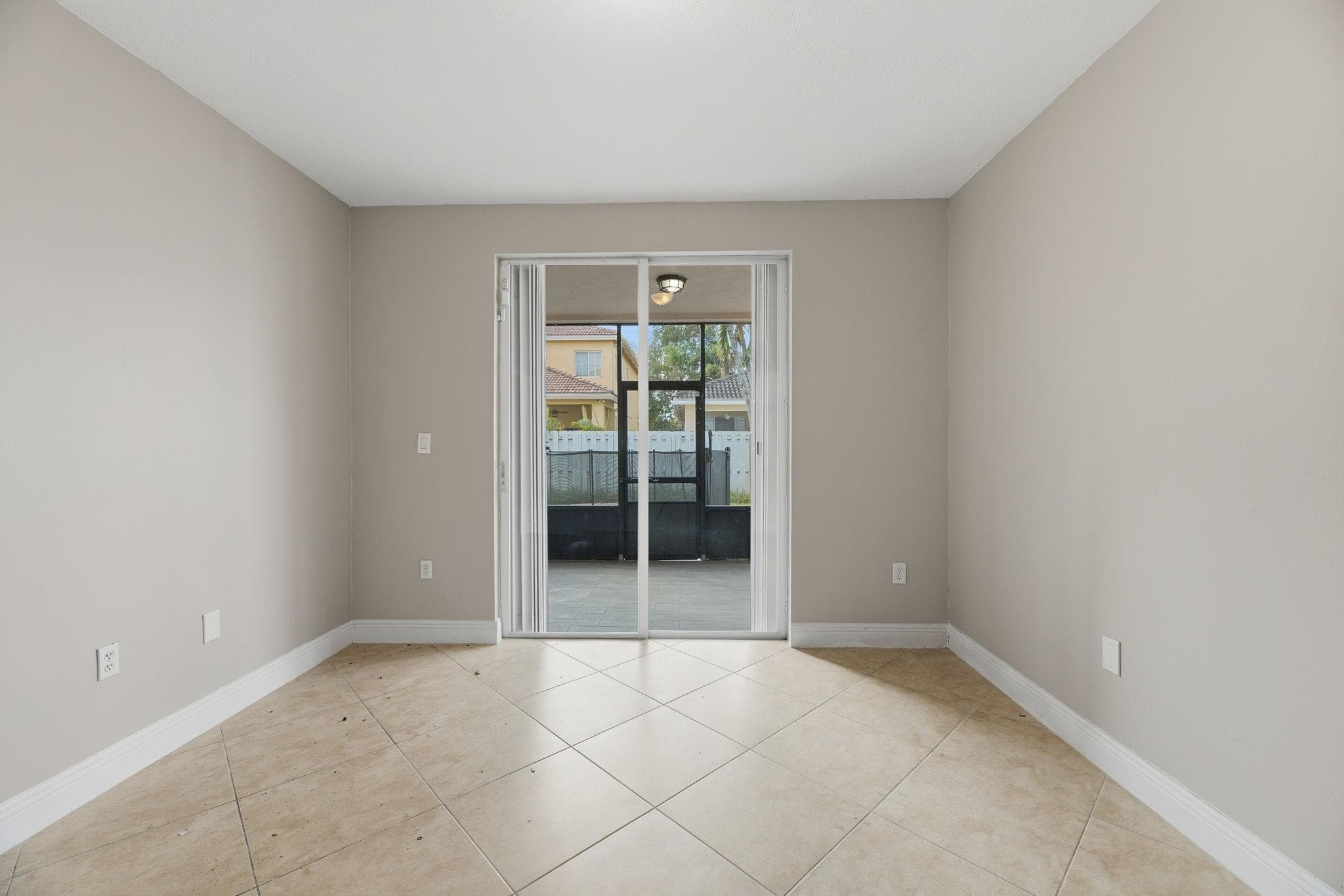 2332 SW 126th Avenue, Miramar, FL 33027 — photo 7 of 42