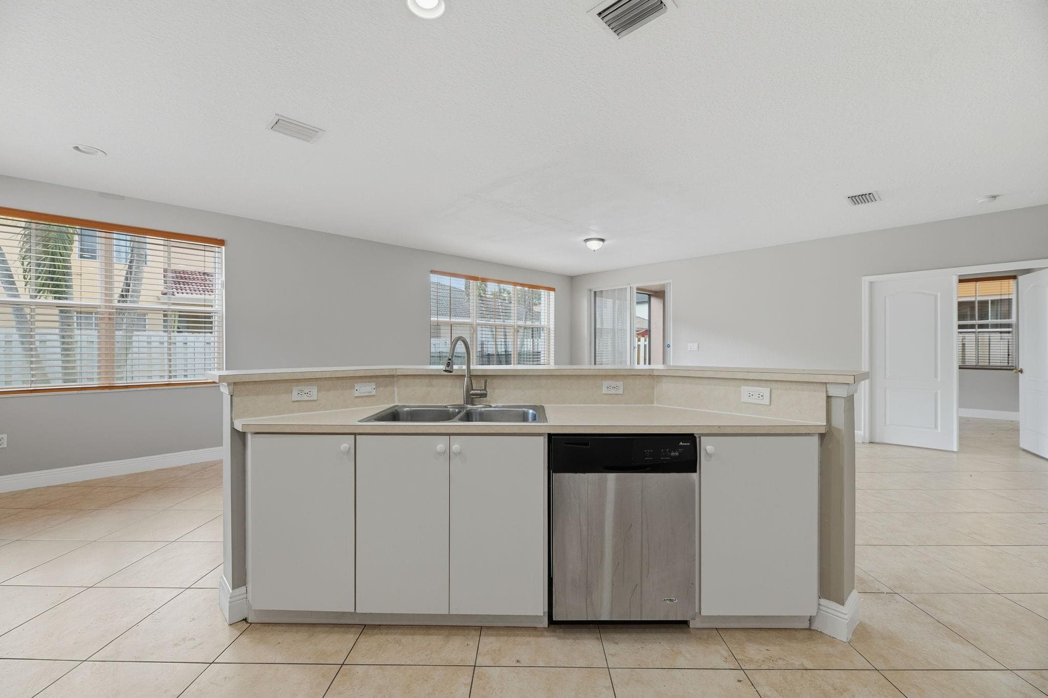 2332 SW 126th Avenue, Miramar, FL 33027 — photo 17 of 42
