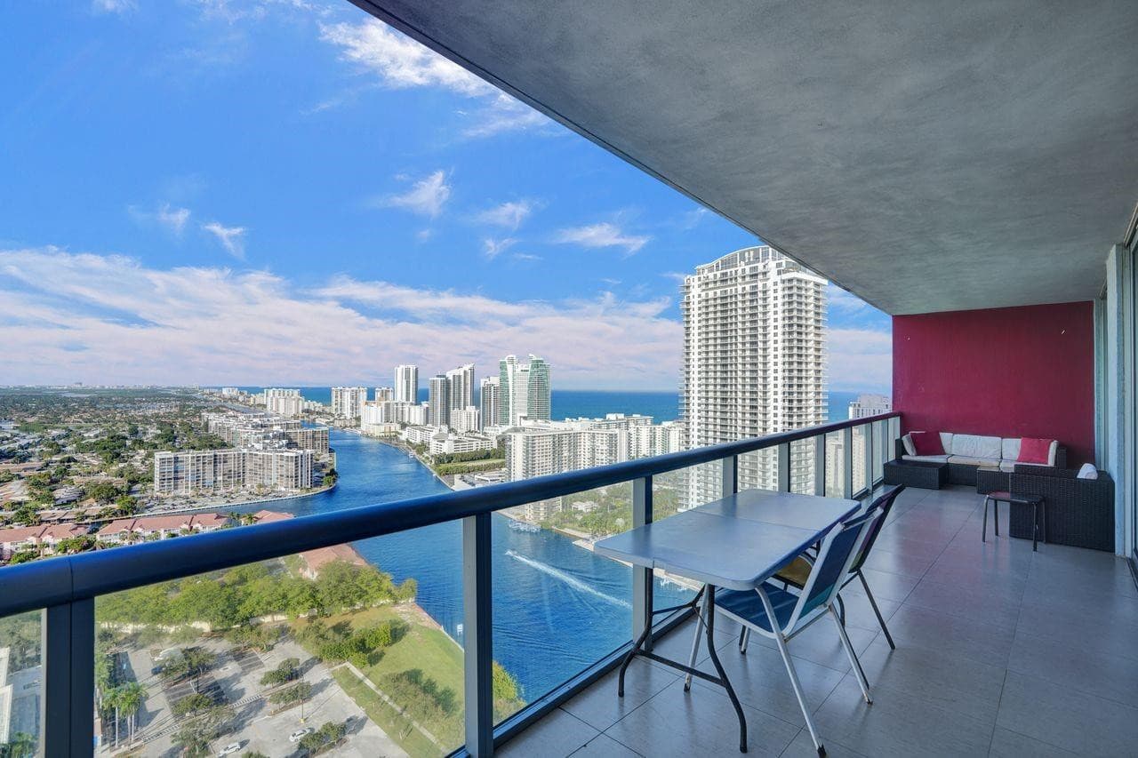 2600 E Hallandale Beach Boulevard T3210, Hallandale Beach, FL 33009 — photo 23 of 36