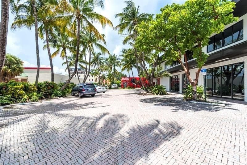 1541 Cordova Road 205, Fort Lauderdale, FL 33316 — photo 1 of 7