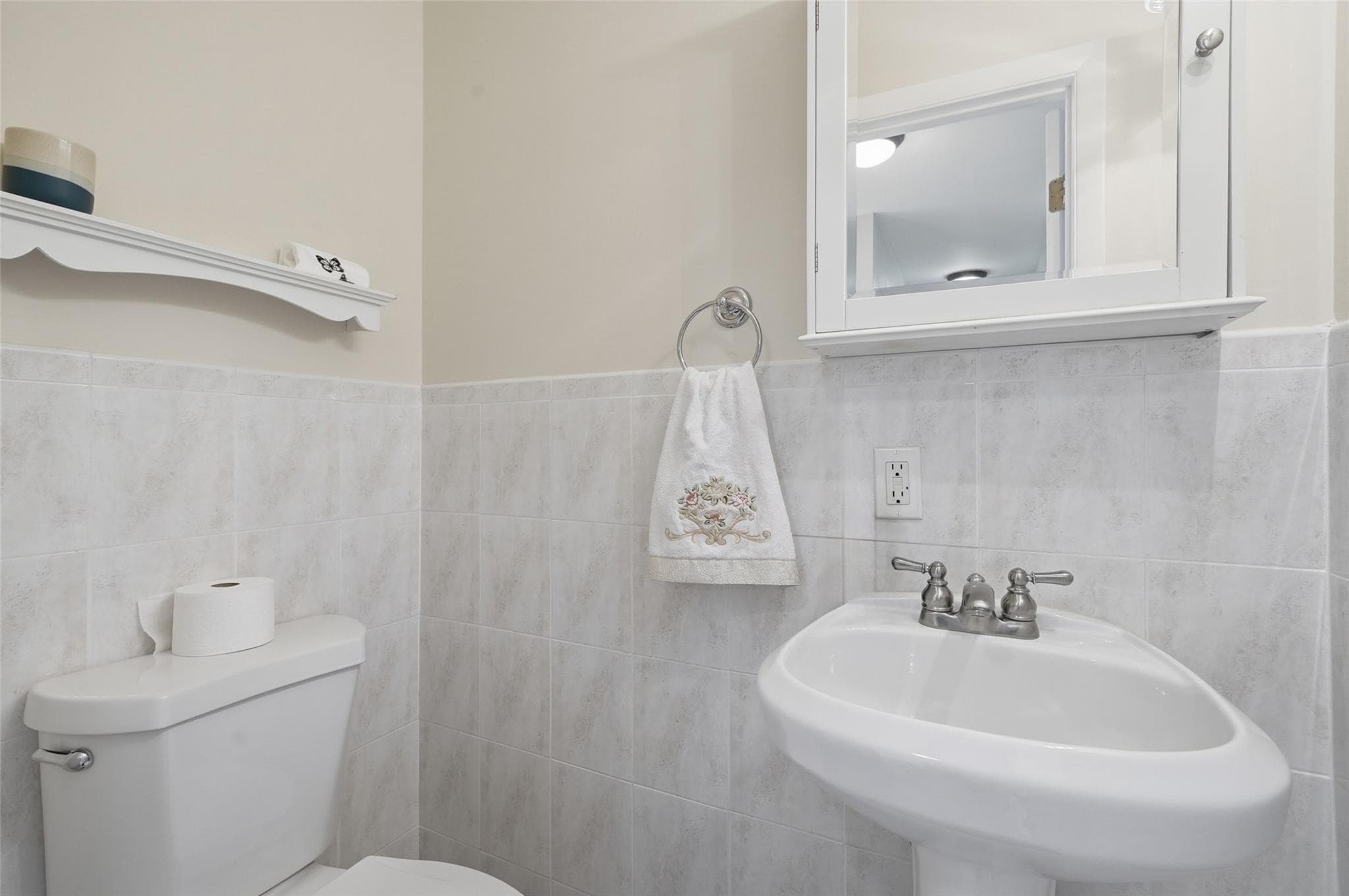 16921 SW 92nd Court, Palmetto Bay, FL 33157 — photo 12 of 57