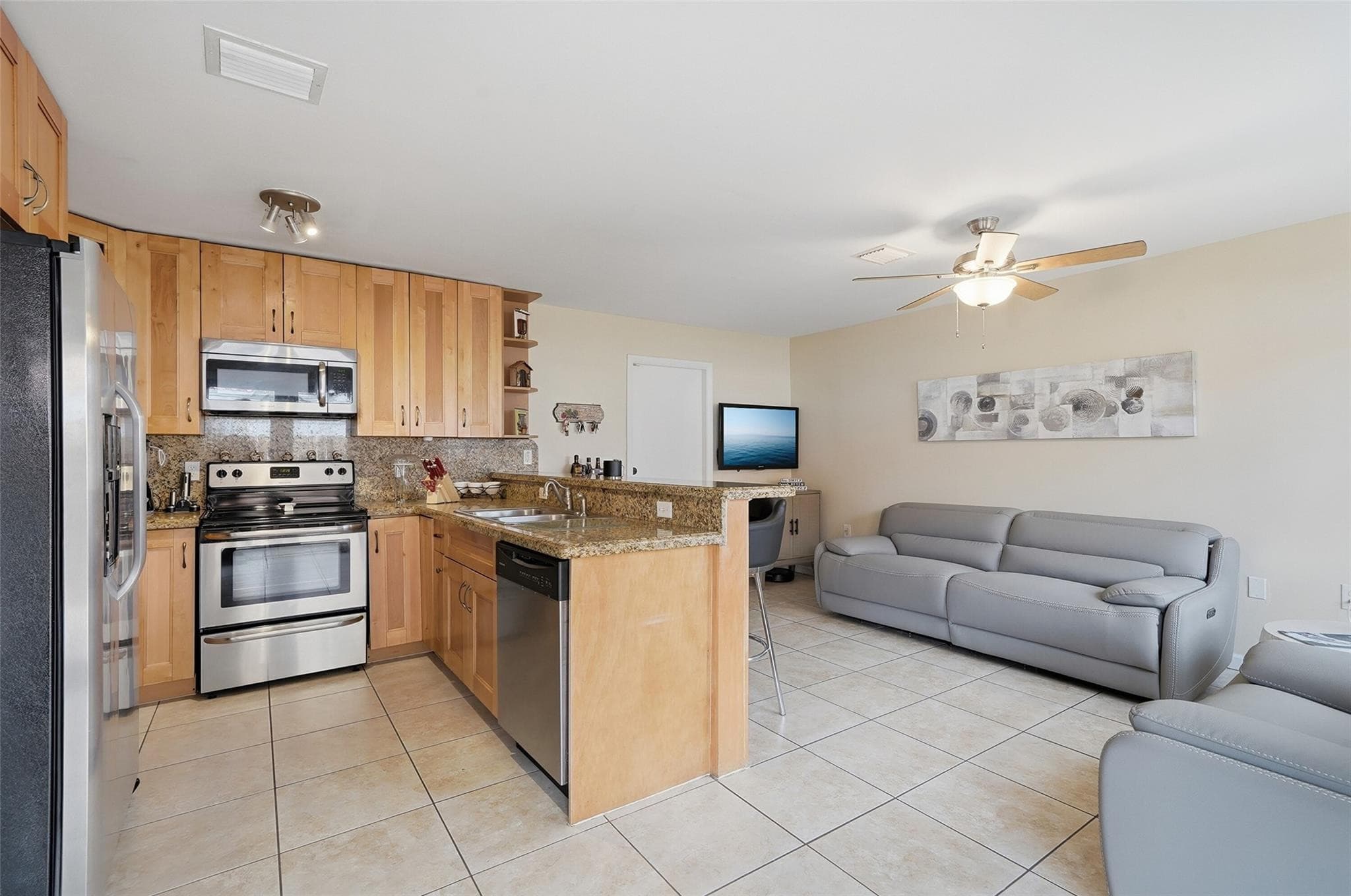 16921 SW 92nd Court, Palmetto Bay, FL 33157 — photo 31 of 57