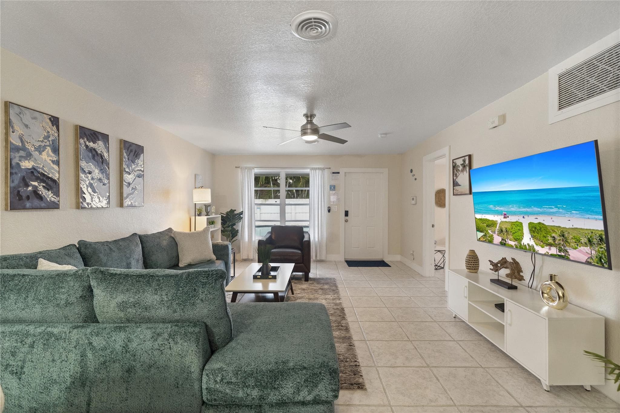 1518-1520 NE 51st Street, Fort Lauderdale, FL 33334 — photo 12 of 77