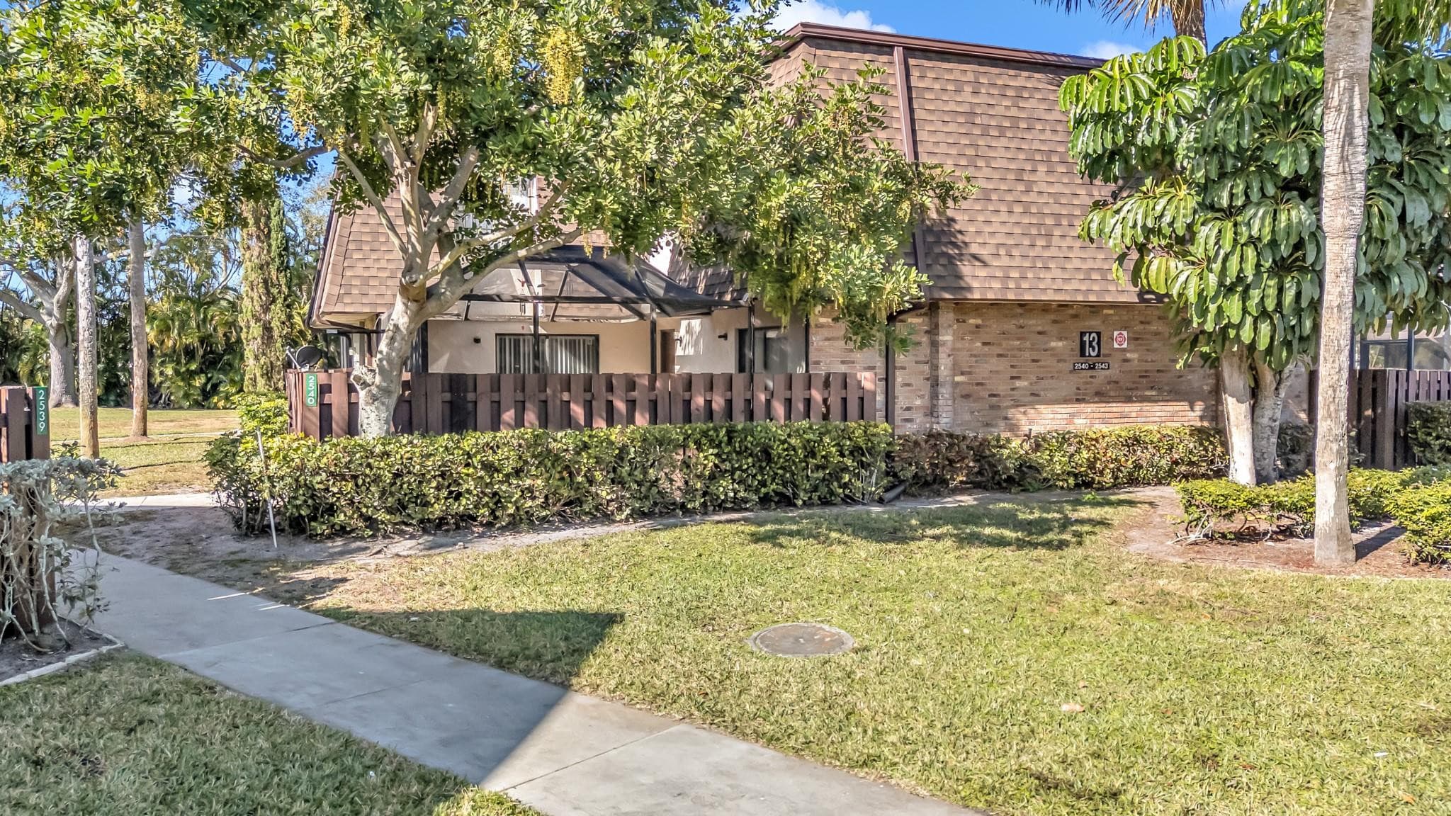 2540 NW 99 Avenue 2540, Coral Springs, FL 33065 — photo 1 of 23