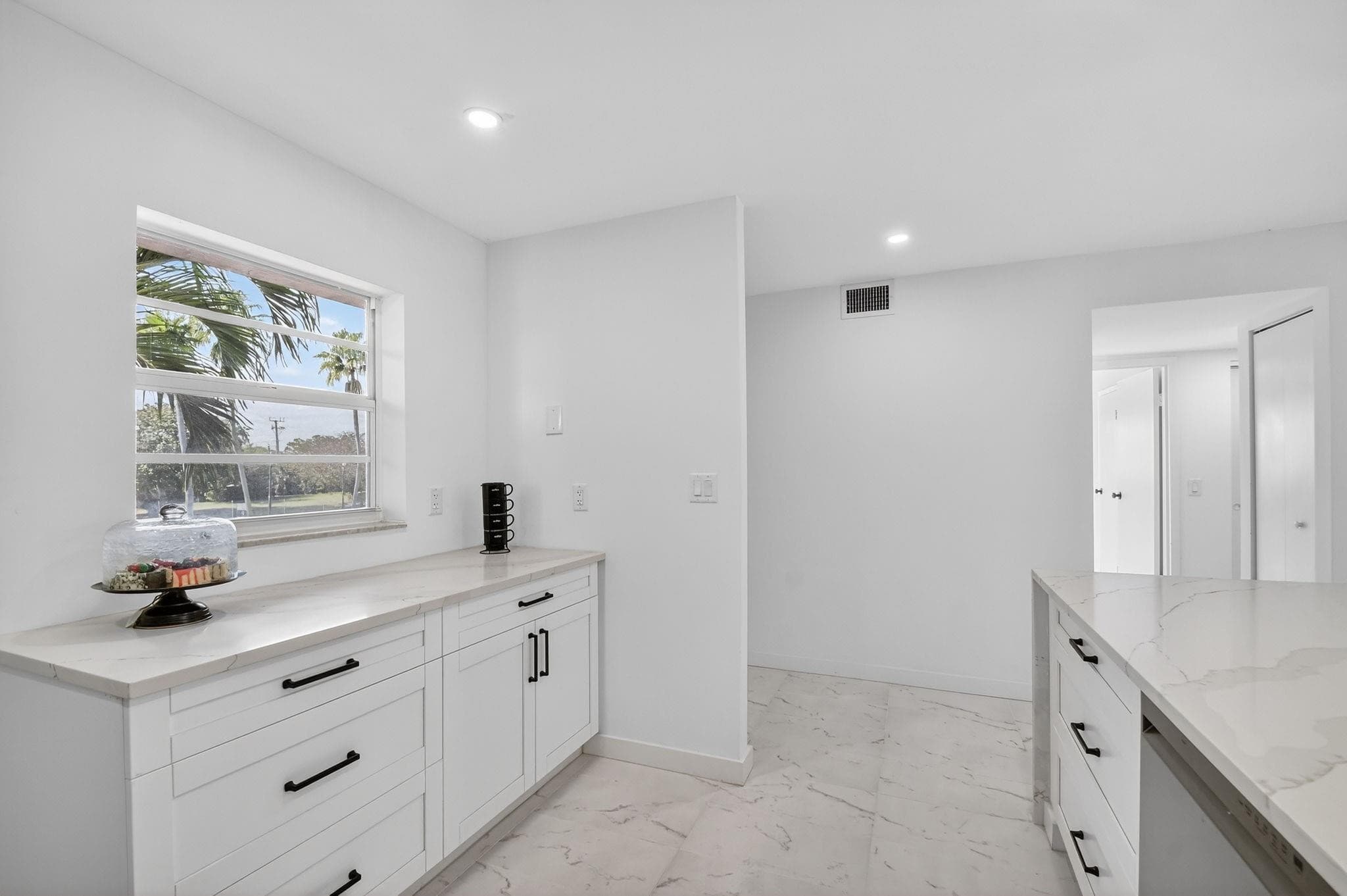 2300 NE 1st Lane 201, Boynton Beach, FL 33435 — photo 5 of 48
