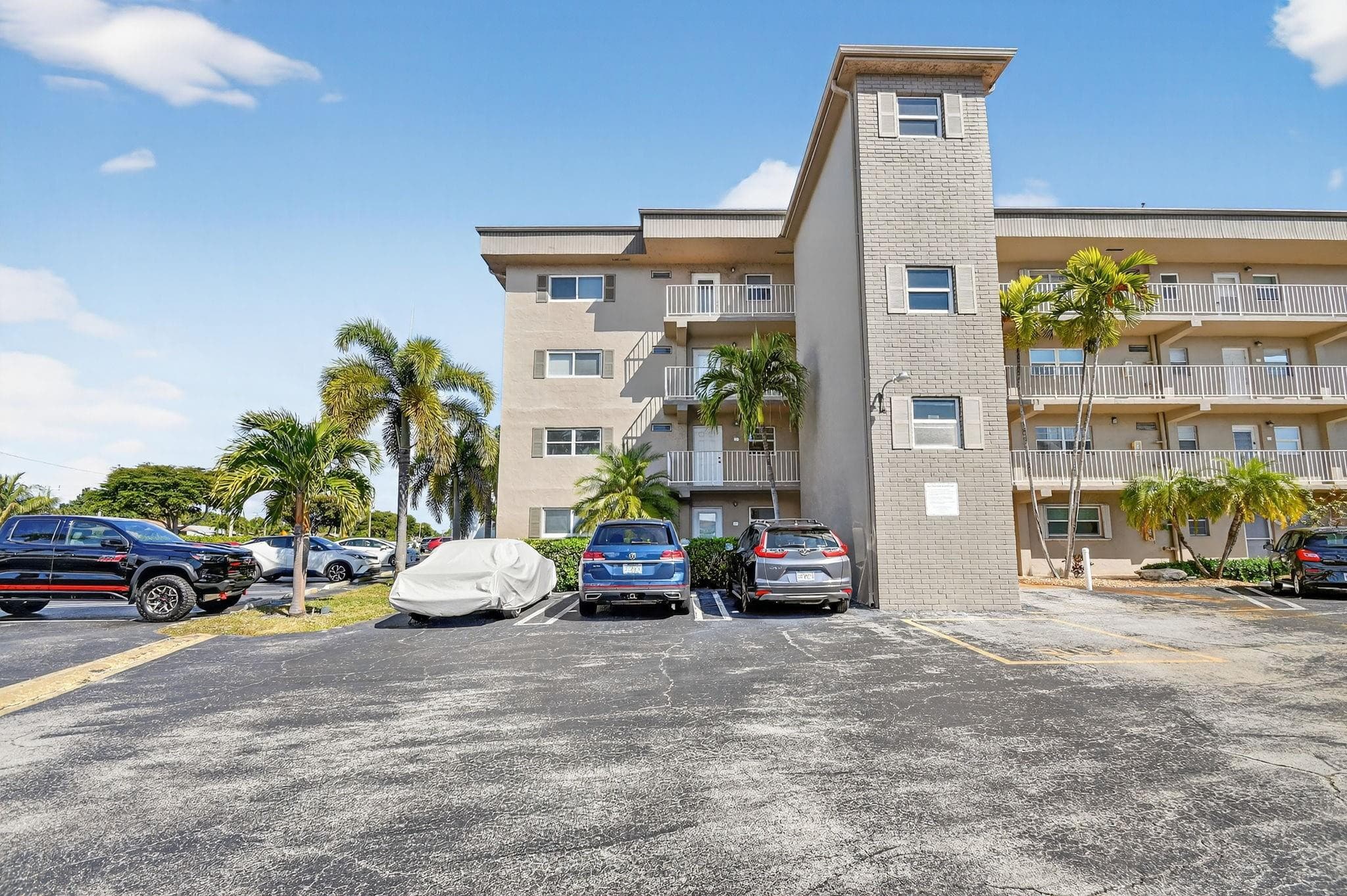2300 NE 1st Lane 201, Boynton Beach, FL 33435 — photo 33 of 48