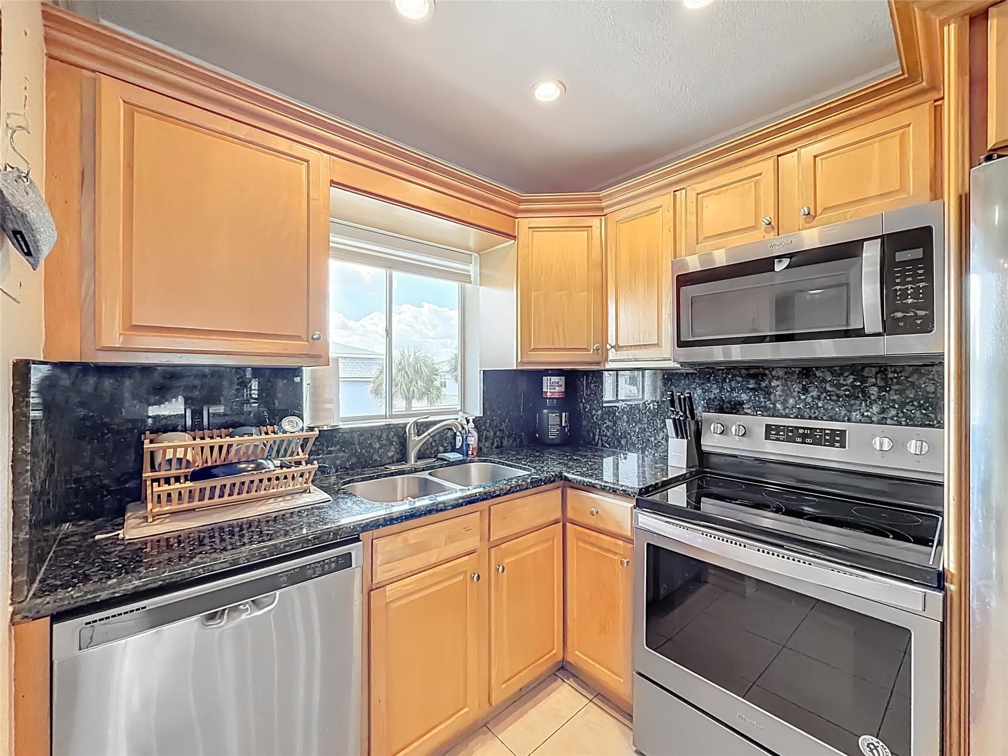 1198 Hillsboro Mile 334, Hillsboro Beach, FL 33062 — photo 13 of 61