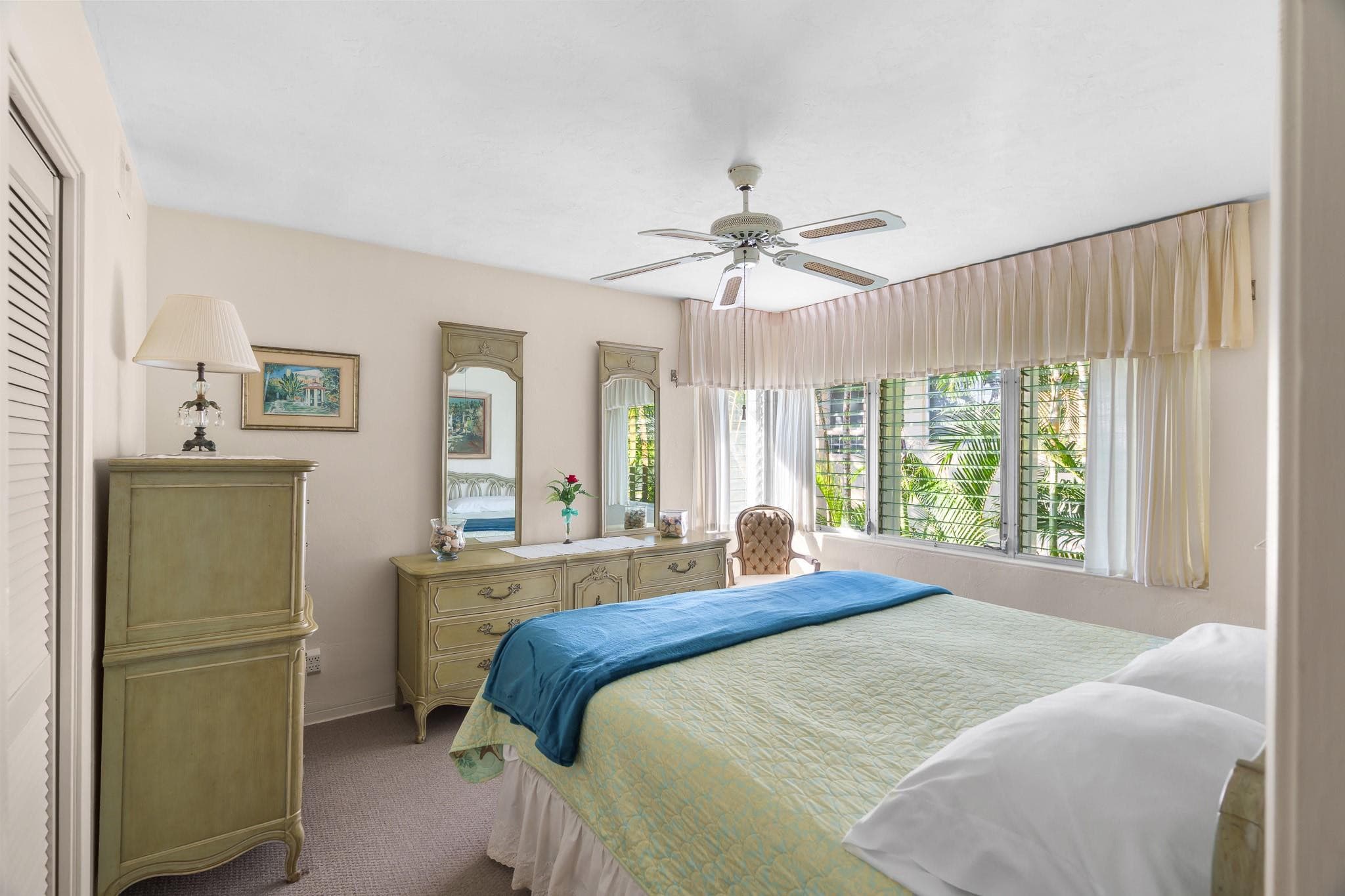 561 Bayshore Drive 7, Fort Lauderdale, FL 33304 — photo 39 of 61