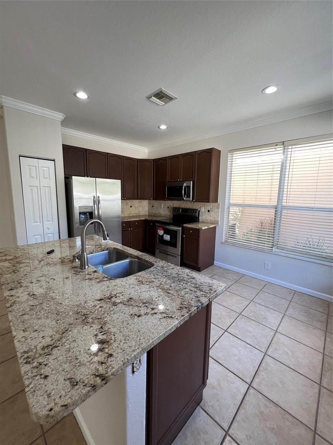 4479 Lake Tahoe Circle, West Palm Beach, FL 33409 — photo 8 of 22