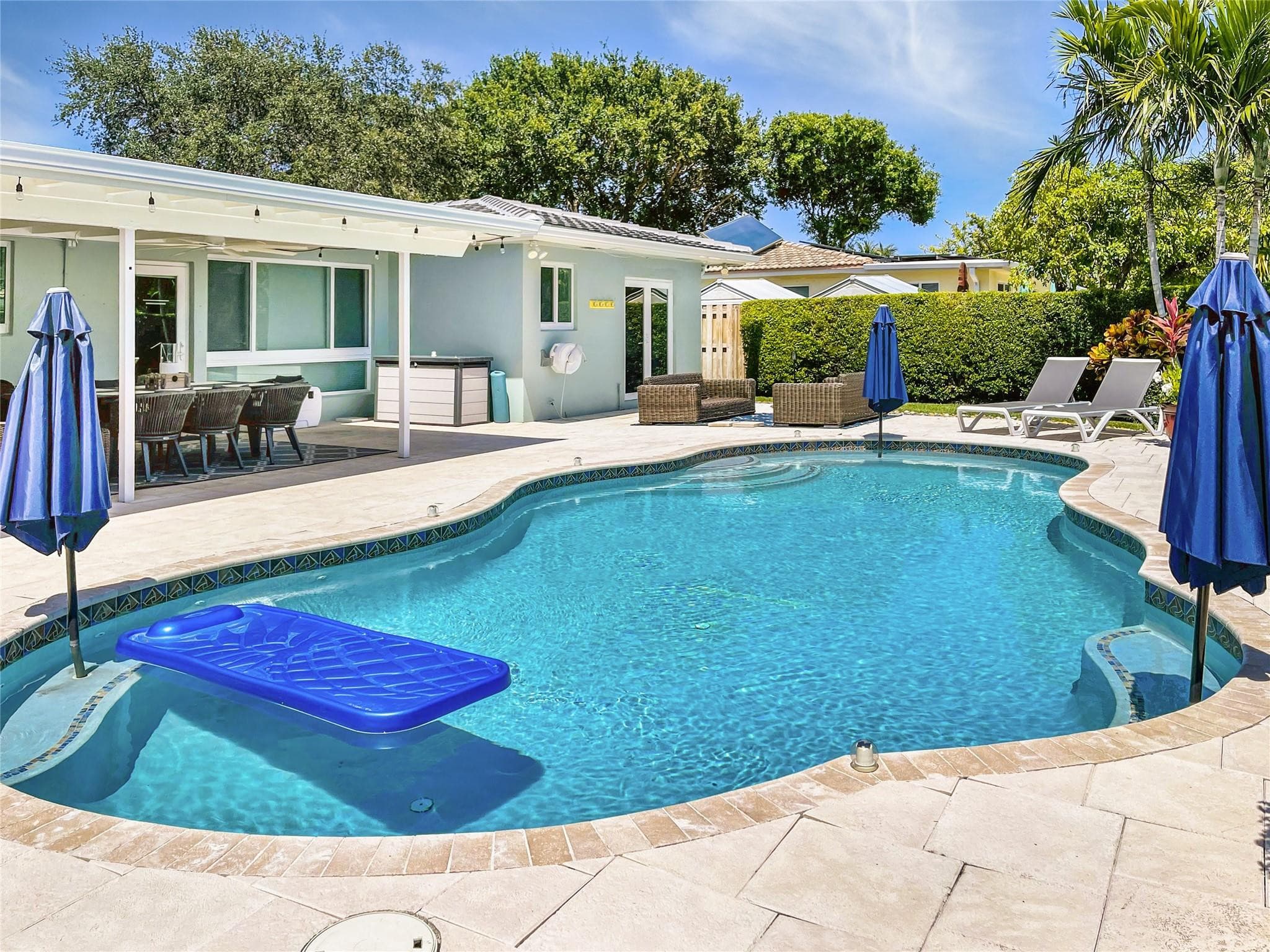 1580 SE 5th Street, Deerfield Beach, FL 33441 — photo 3 of 37