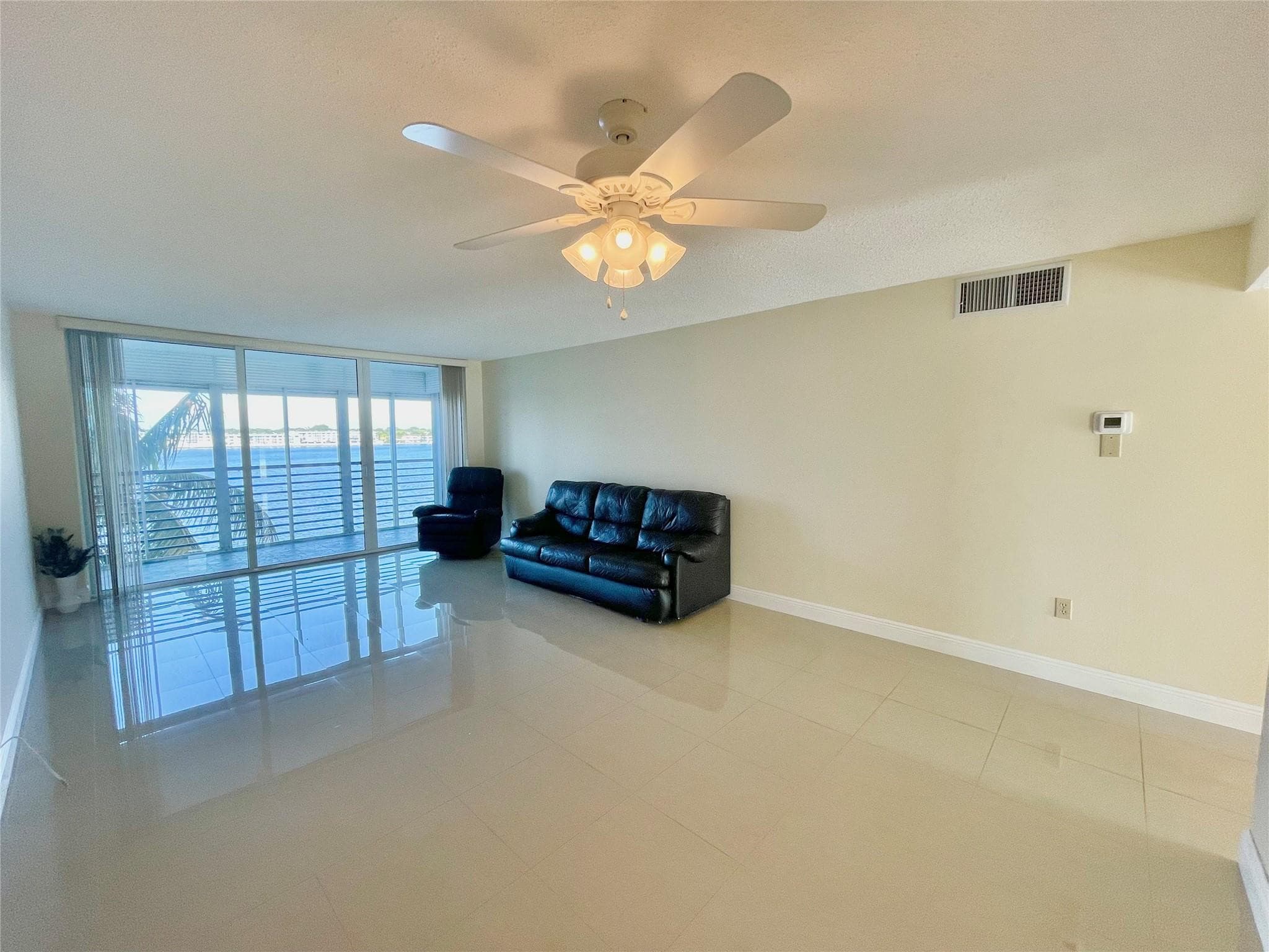 1175 NE Miami Gardens Drive 405, Miami, FL 33179 — photo 5 of 44