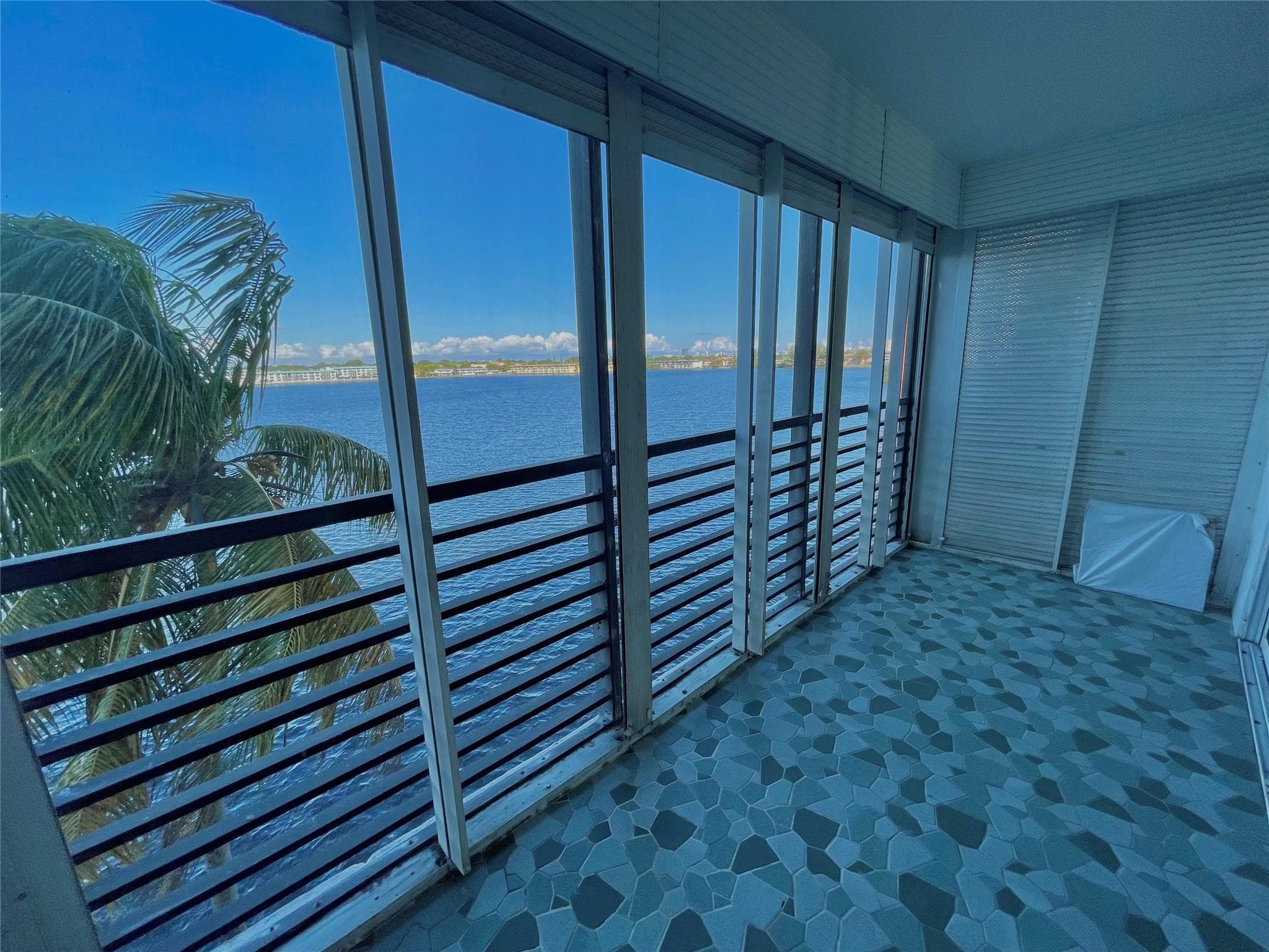 1175 NE Miami Gardens Drive 405, Miami, FL 33179 — photo 12 of 44